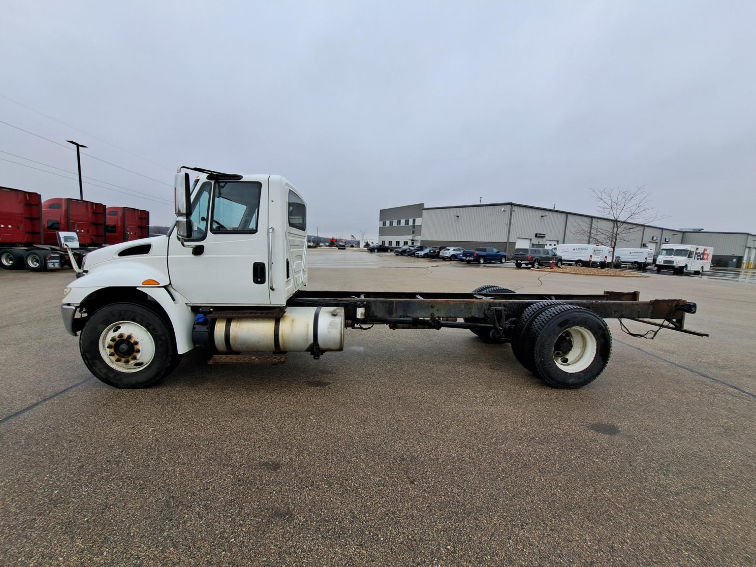 2017 INTERNATIONAL 4300 Lakeside International Trucks