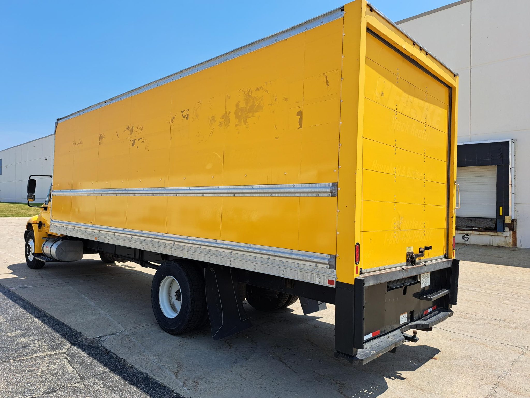 2019 INTERNATIONAL 4300 Lakeside International Trucks