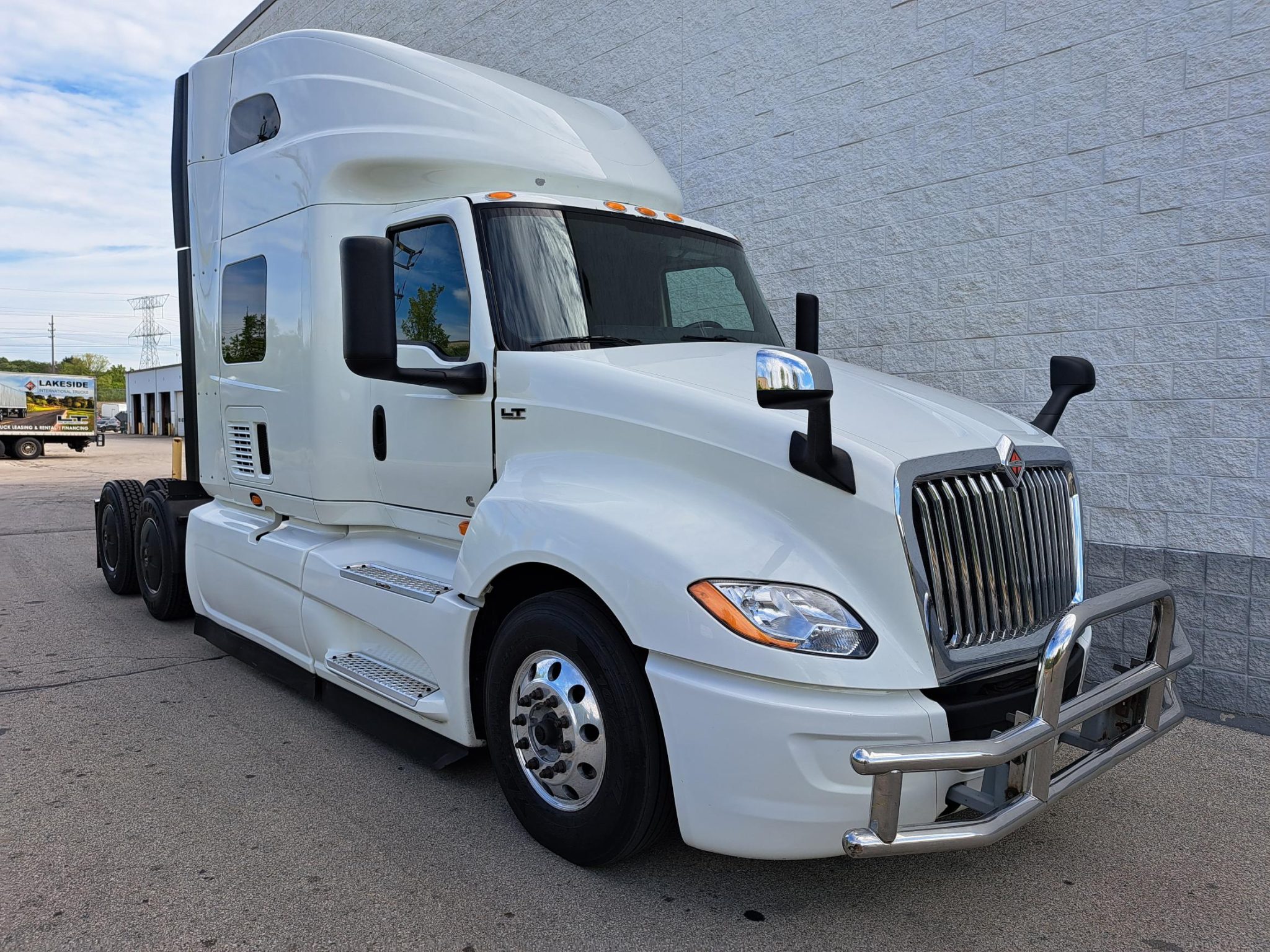 2022 INTERNATIONAL LT625 - Lakeside International Trucks