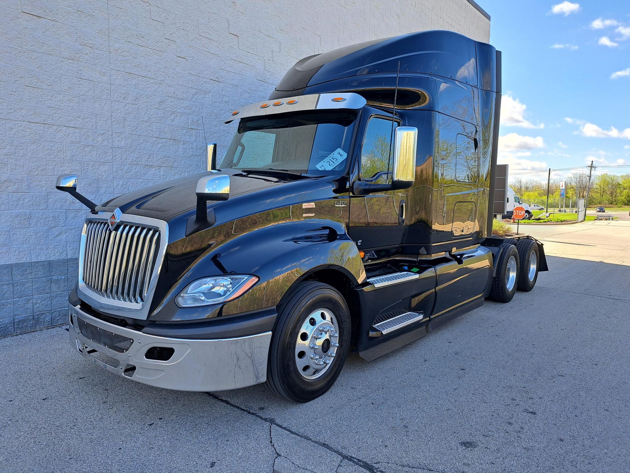 2019 INTERNATIONAL LT625 Lakeside International Trucks