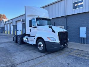 2025 INTERNATIONAL LT625 14145-01