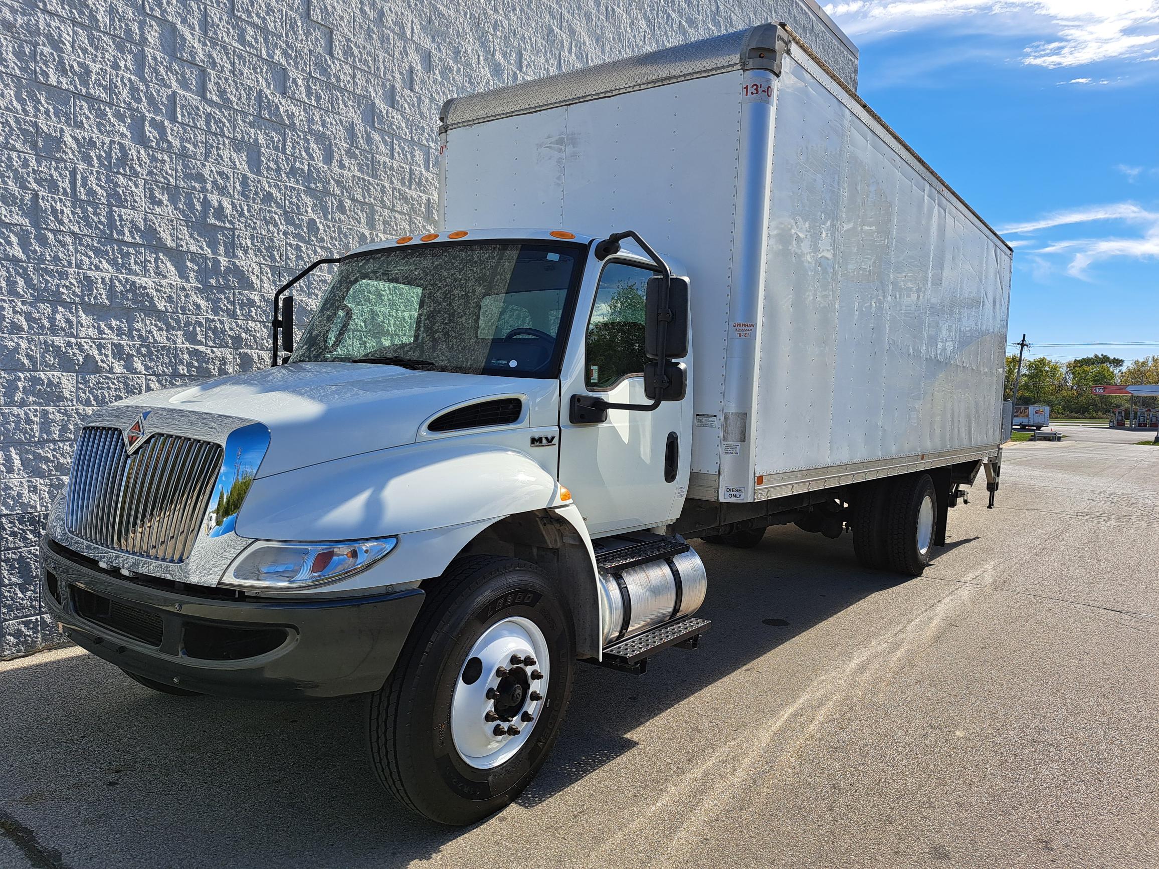 2022 International MV607 - image 3 of 6