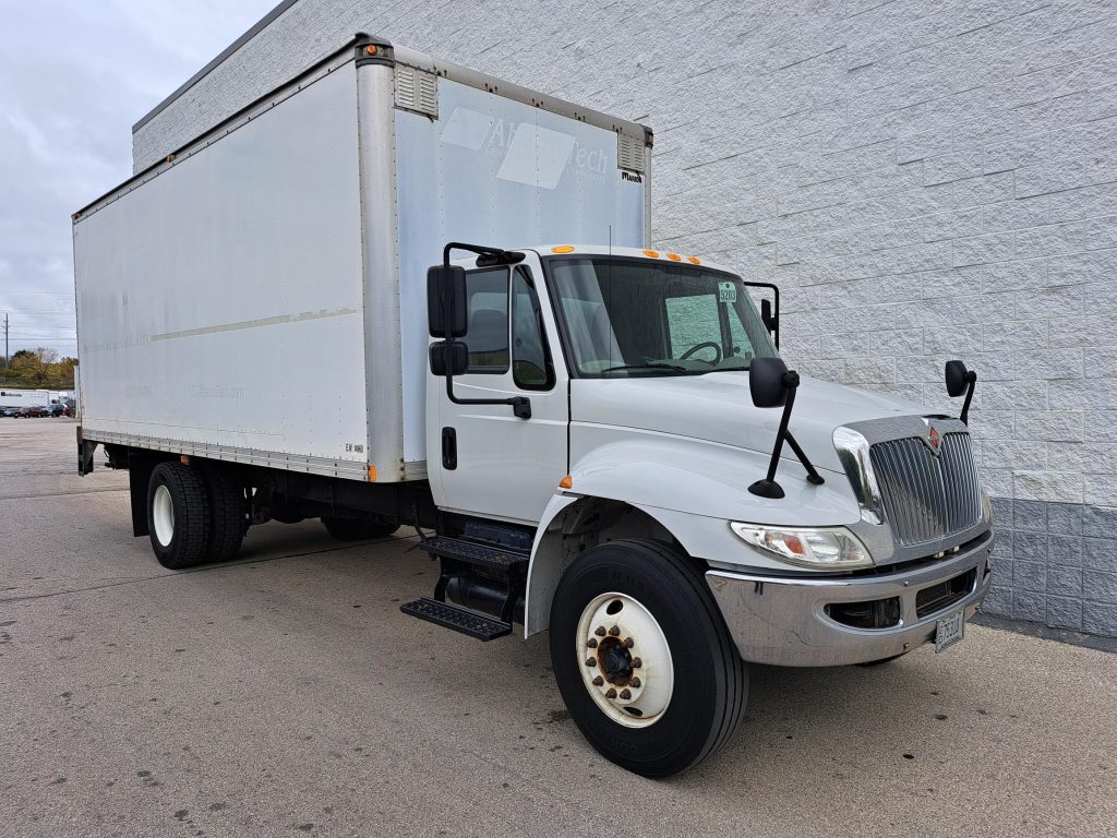 2018 INTERNATIONAL 4300 - Lakeside International Trucks