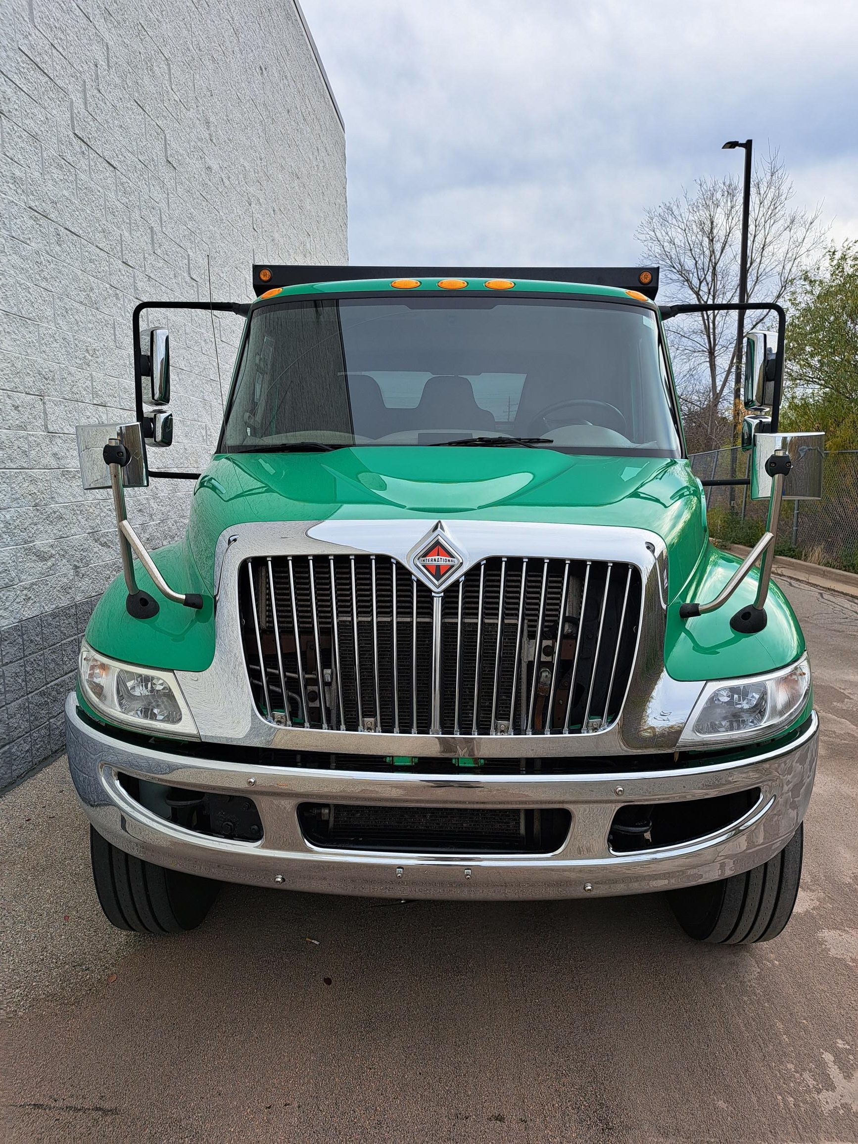 2018 INTERNATIONAL 4300 - image 5 of 6