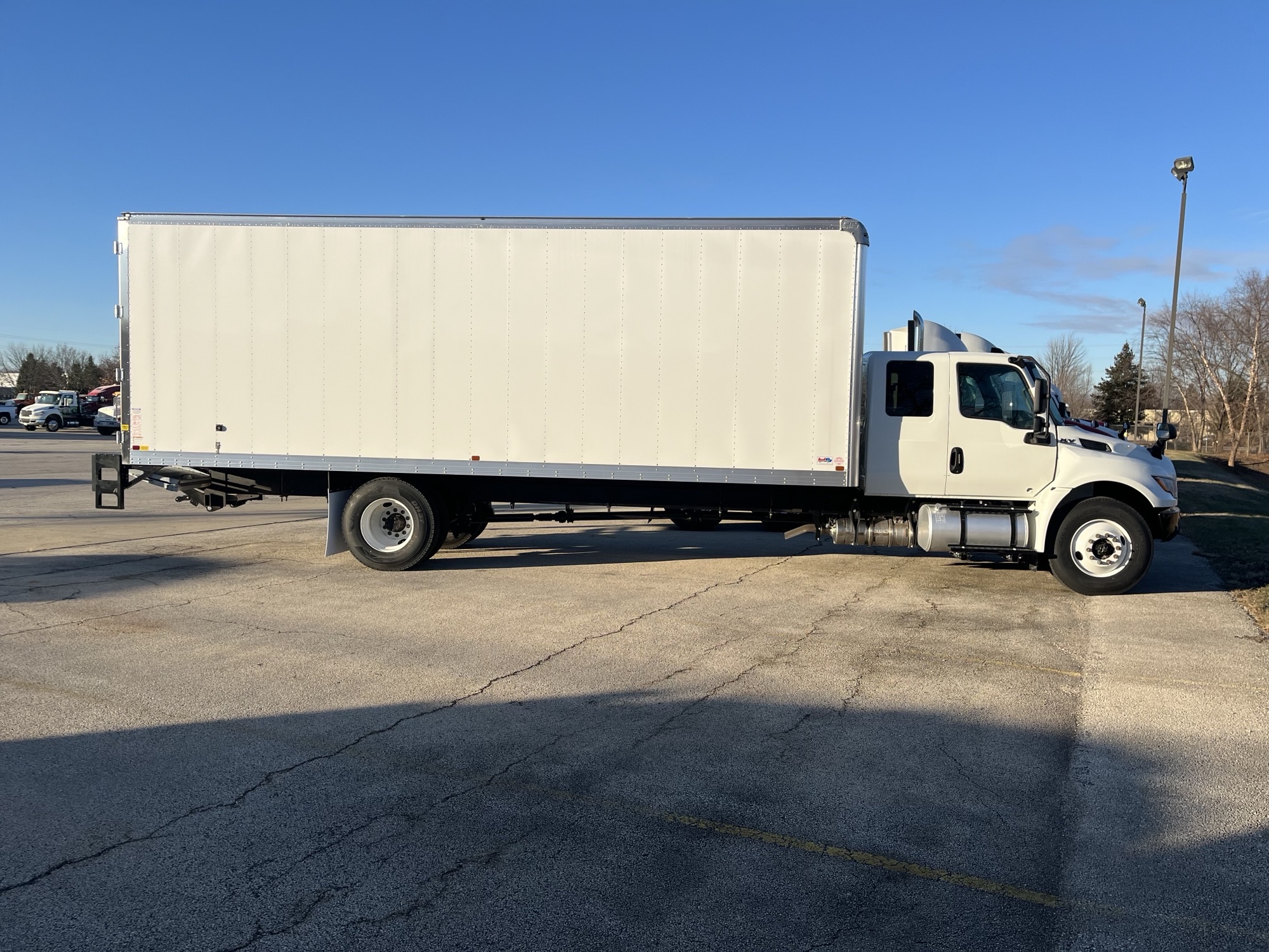 2025 International MV607 - image 3 of 4