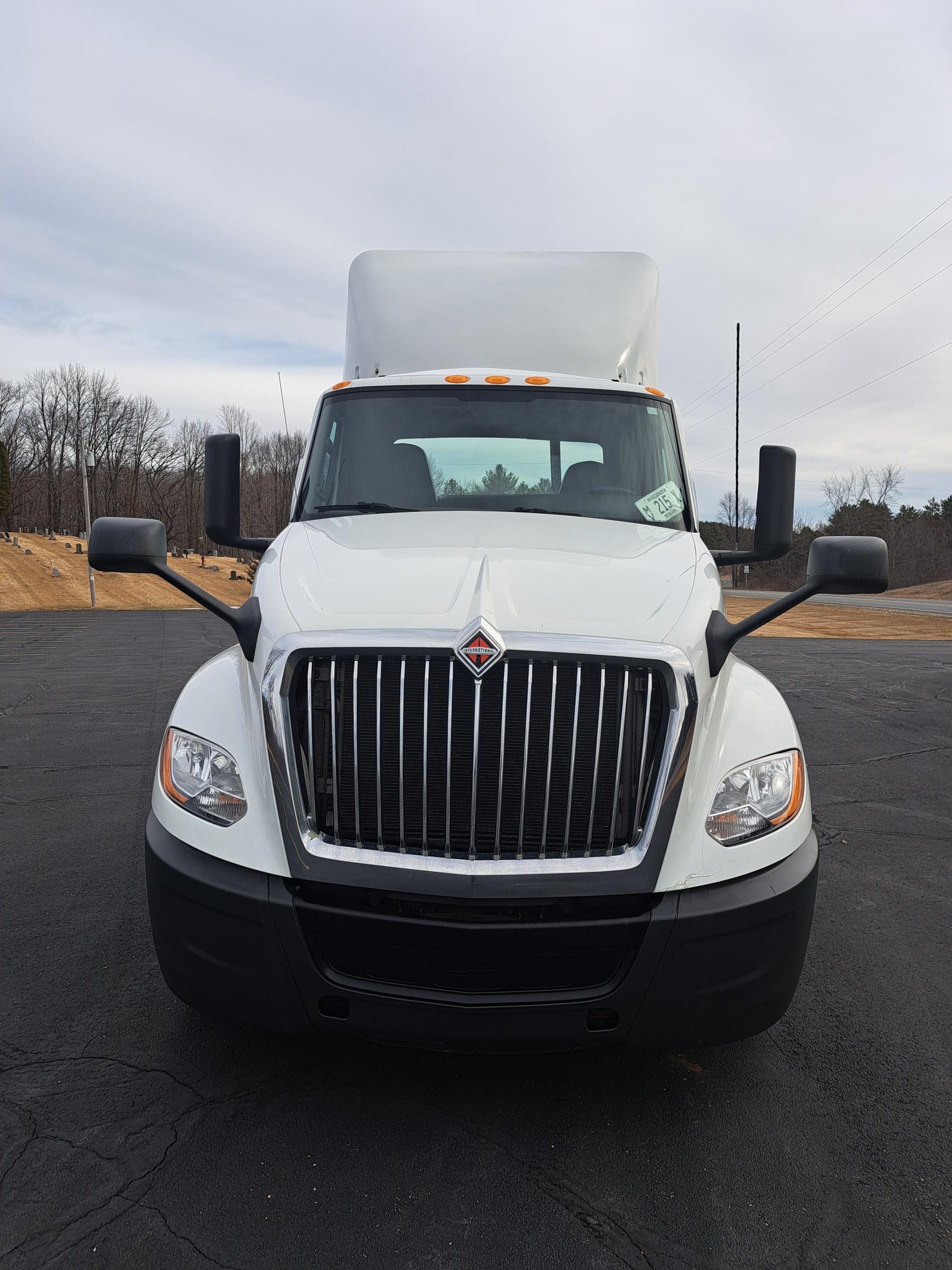 2019 INTERNATIONAL LT625 - image 5 of 6