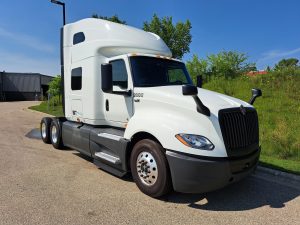 2022 INTERNATIONAL LT625 503365-01