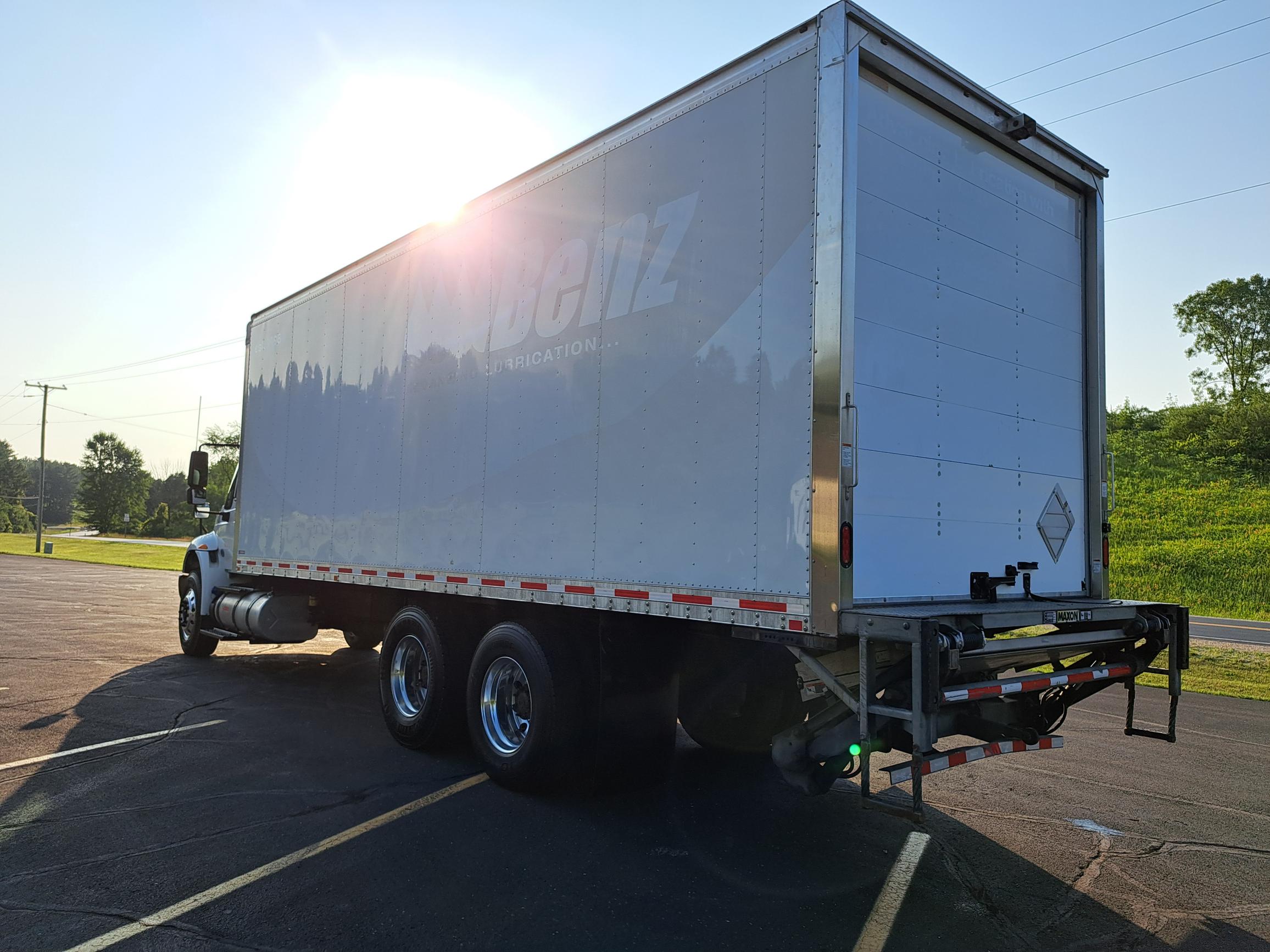 2019 INTERNATIONAL 4400 - image 4 of 6