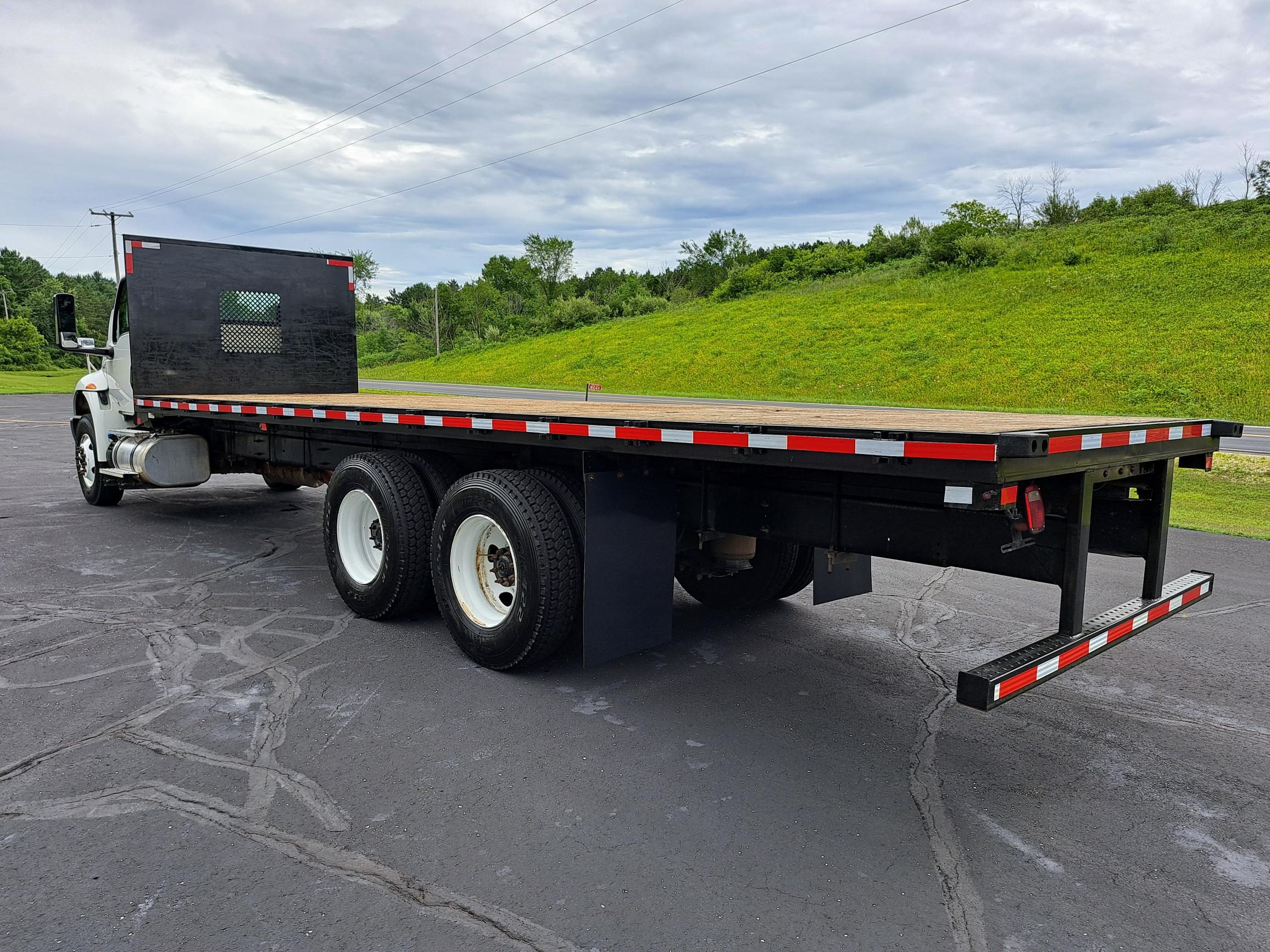 2021 INTERNATIONAL MV607 - image 4 of 6