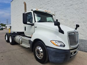 2020 INTERNATIONAL LT625 UT18099-01