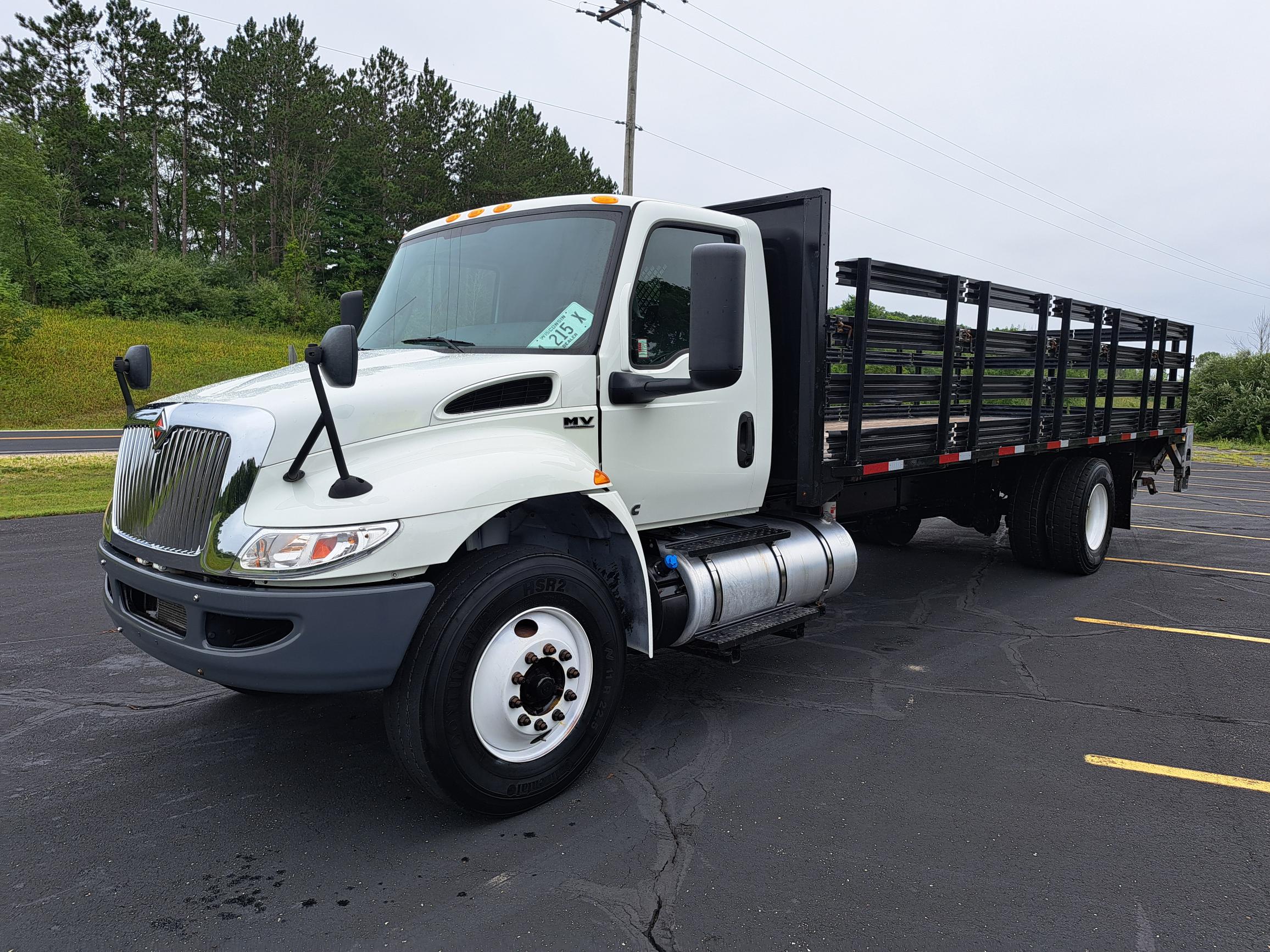 2020 INTERNATIONAL MV607 - image 3 of 6