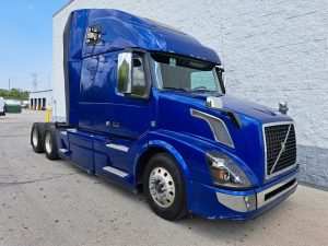 2016 Volvo VNL UT27383-01