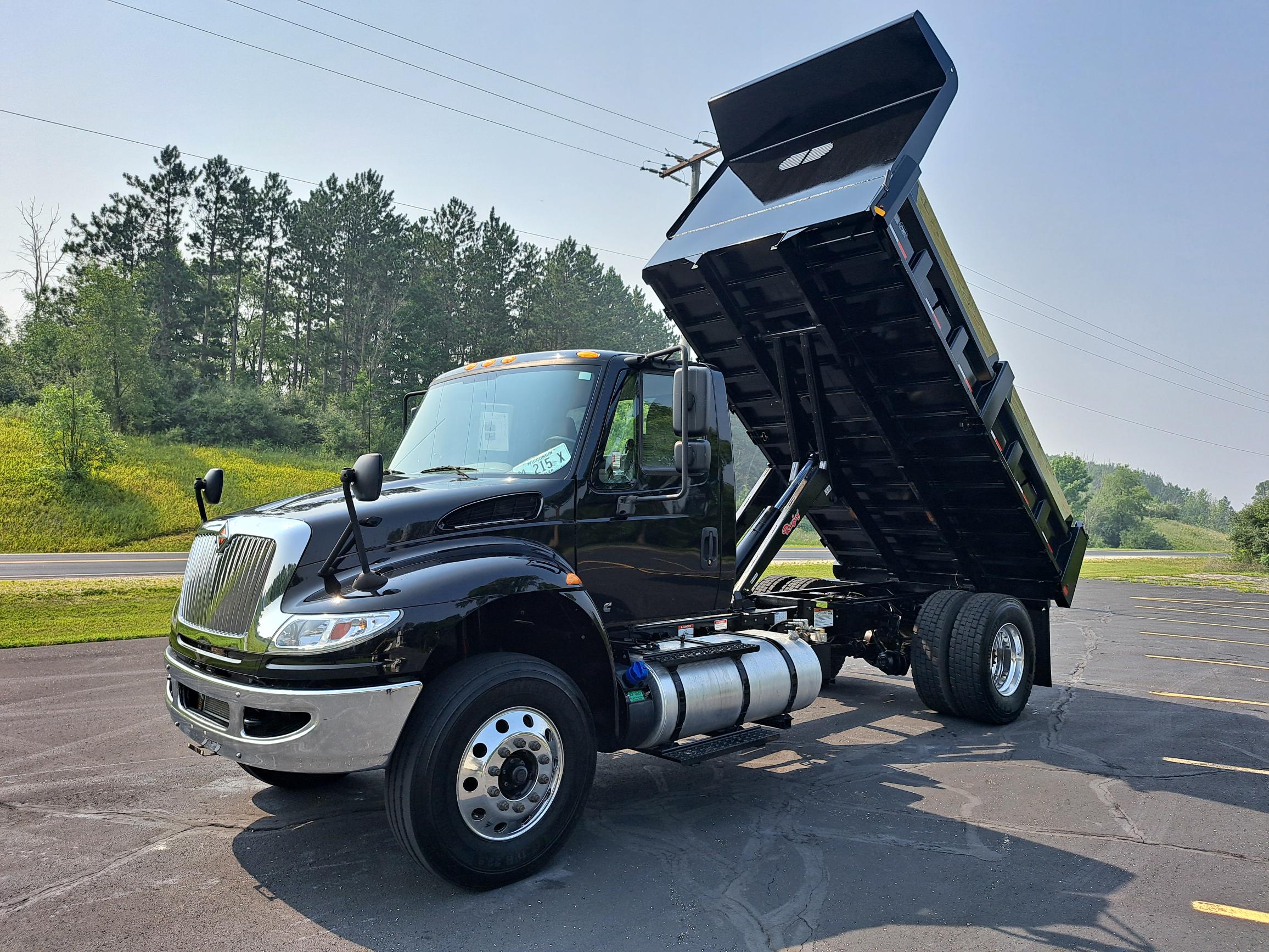 2019 INTERNATIONAL 4300 UT47007-11 2019 INTERNATIONAL 4300 UT47007-11