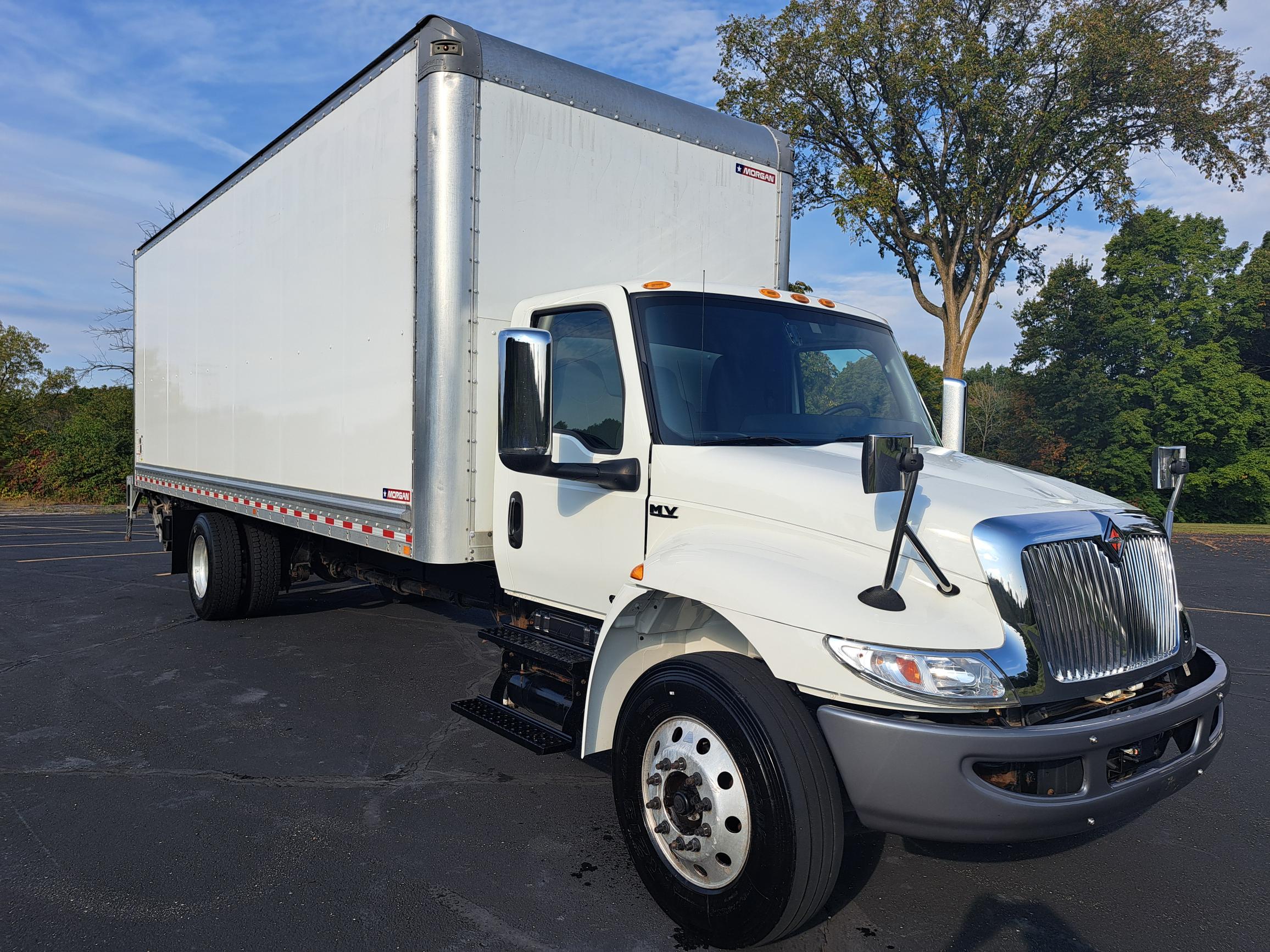 2022 INTERNATIONAL MV607 - image 1 of 6