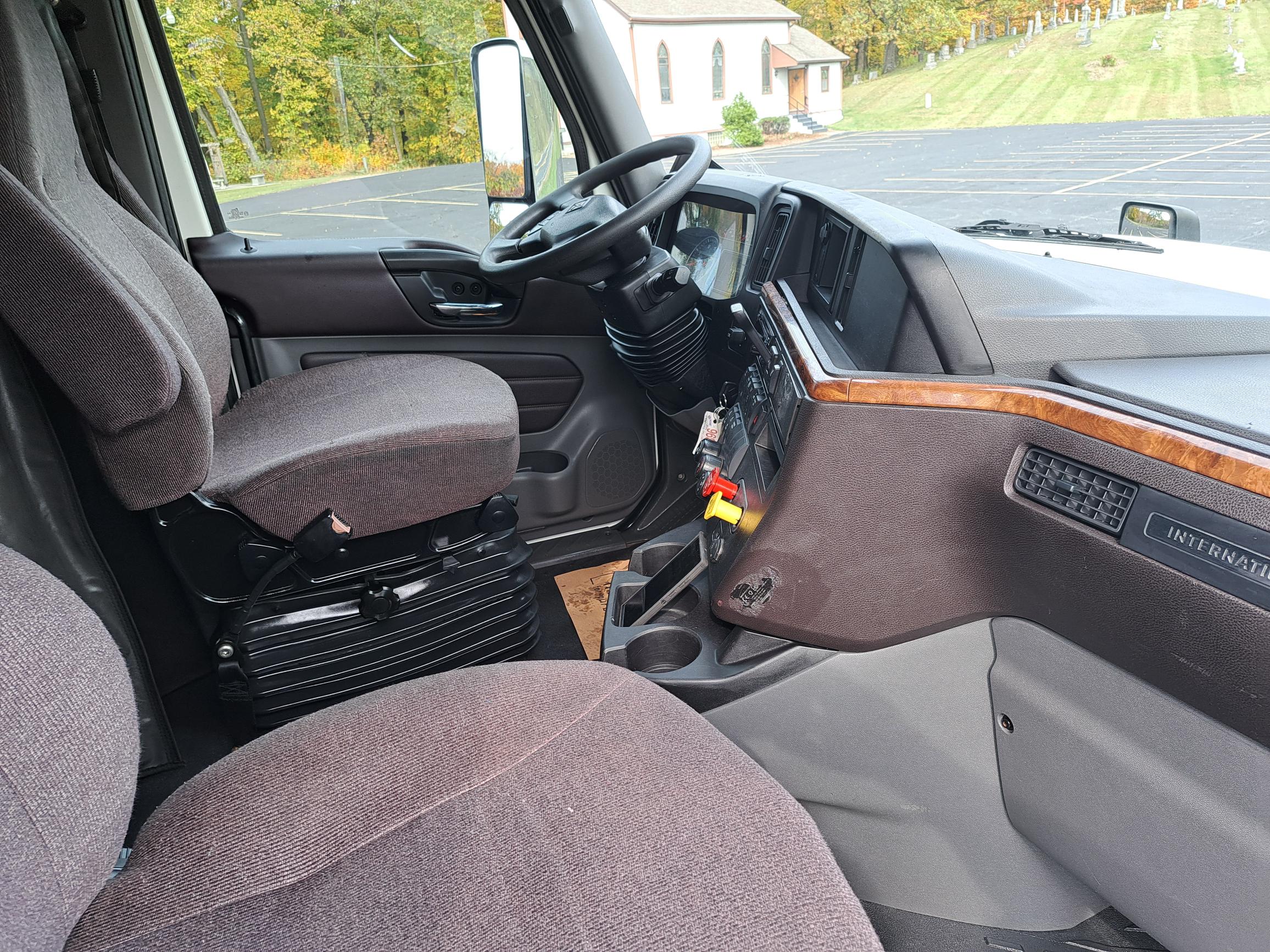 2019 INTERNATIONAL LT625 UT18121-12 2019 INTERNATIONAL LT625 UT18121-12