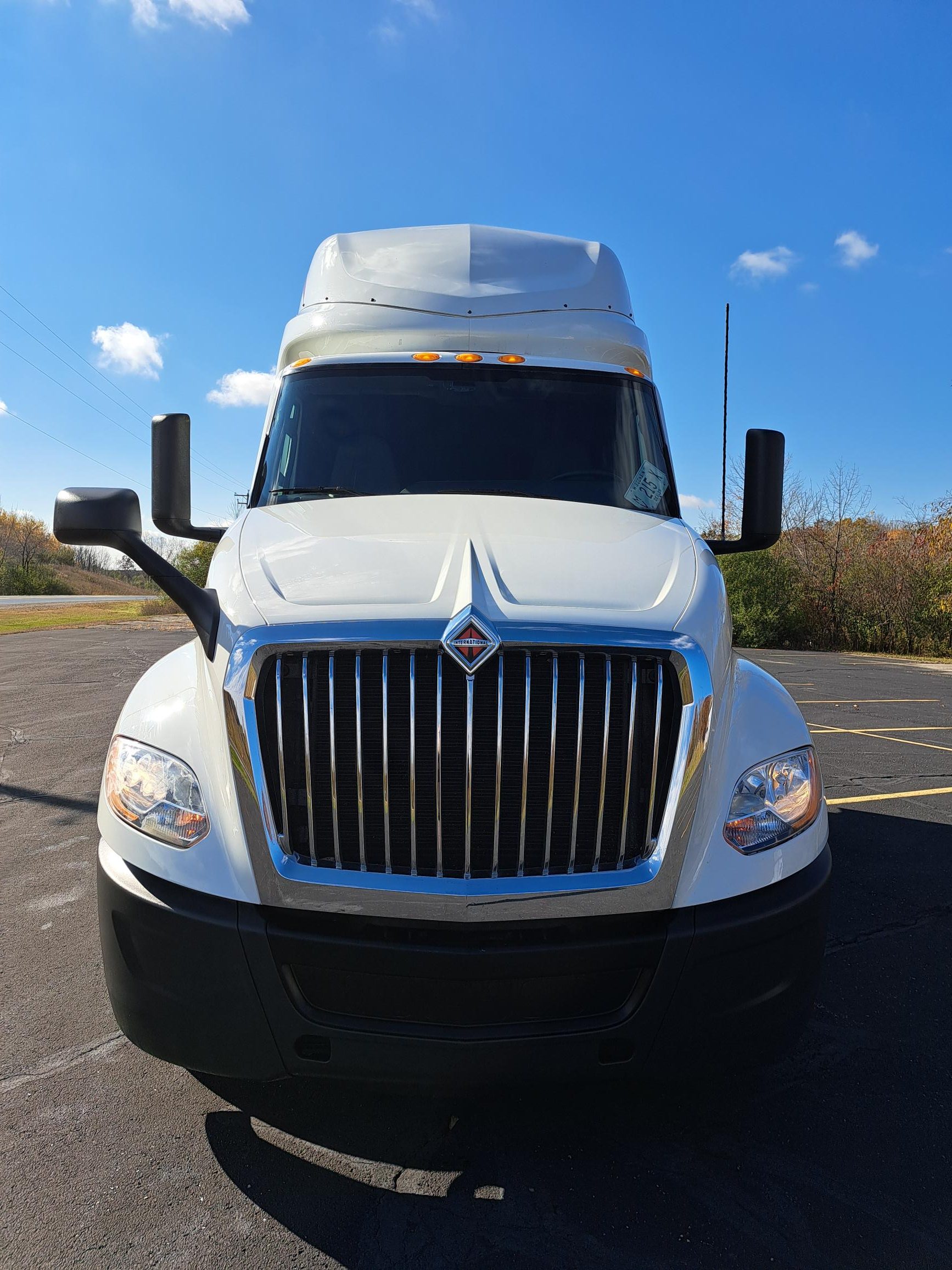 2022 INTERNATIONAL LT625 - image 5 of 6