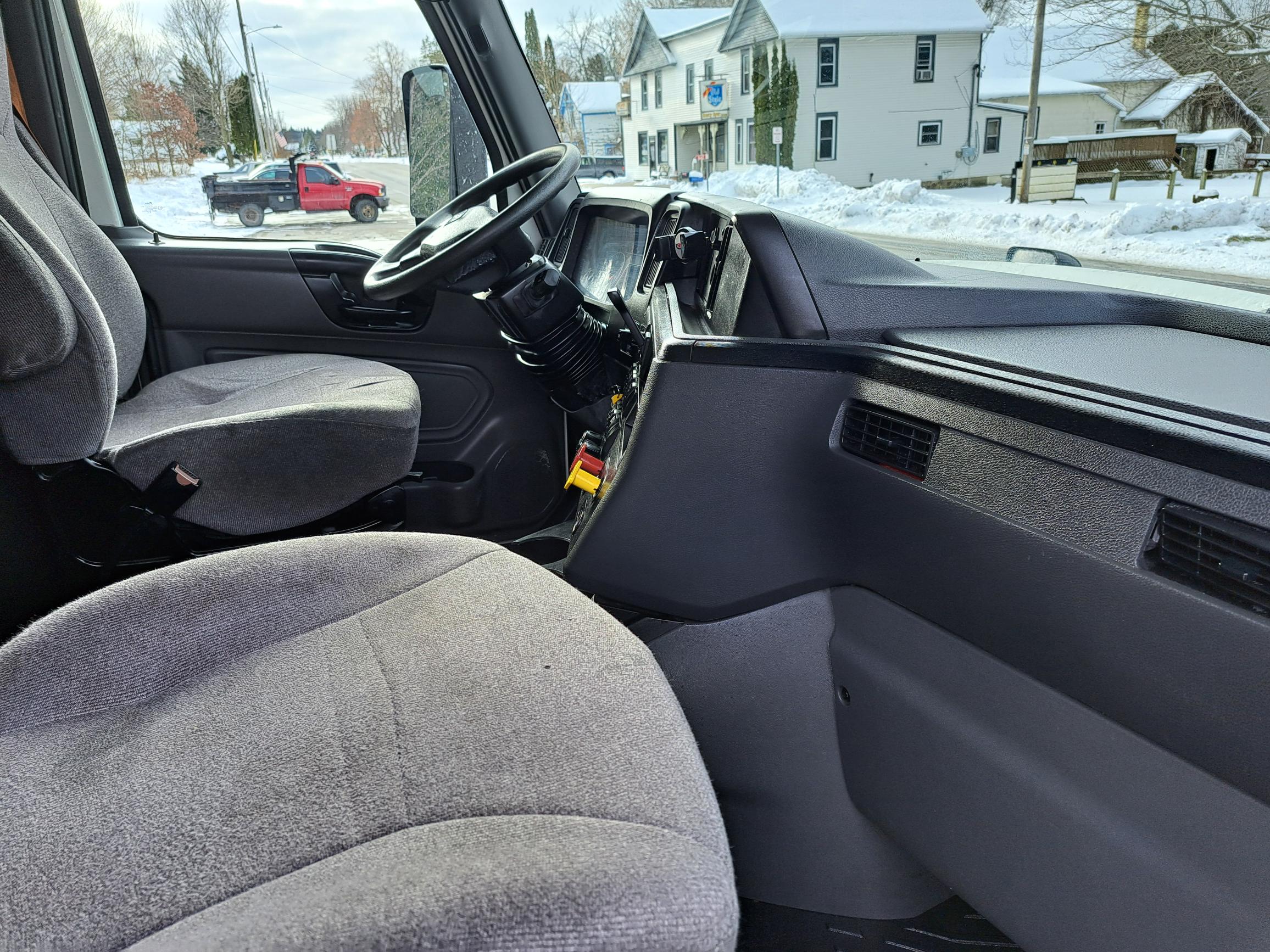 2020 INTERNATIONAL LT625 UT18130-12 2020 INTERNATIONAL LT625 UT18130-12