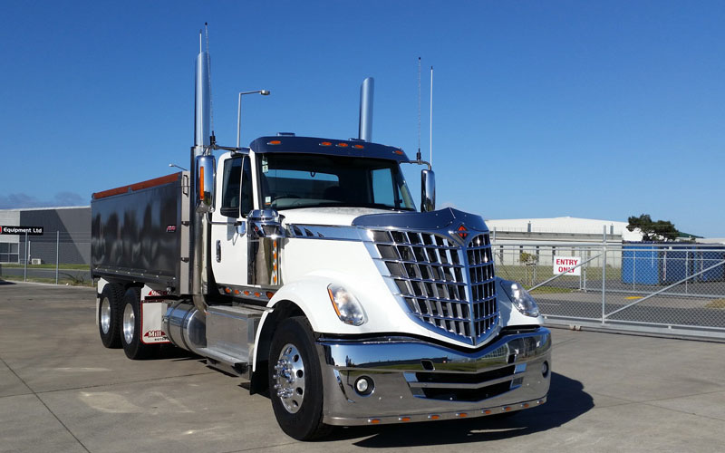 International (Navistar) LoneStar International (Navistar) LoneStar - image 4 of 4