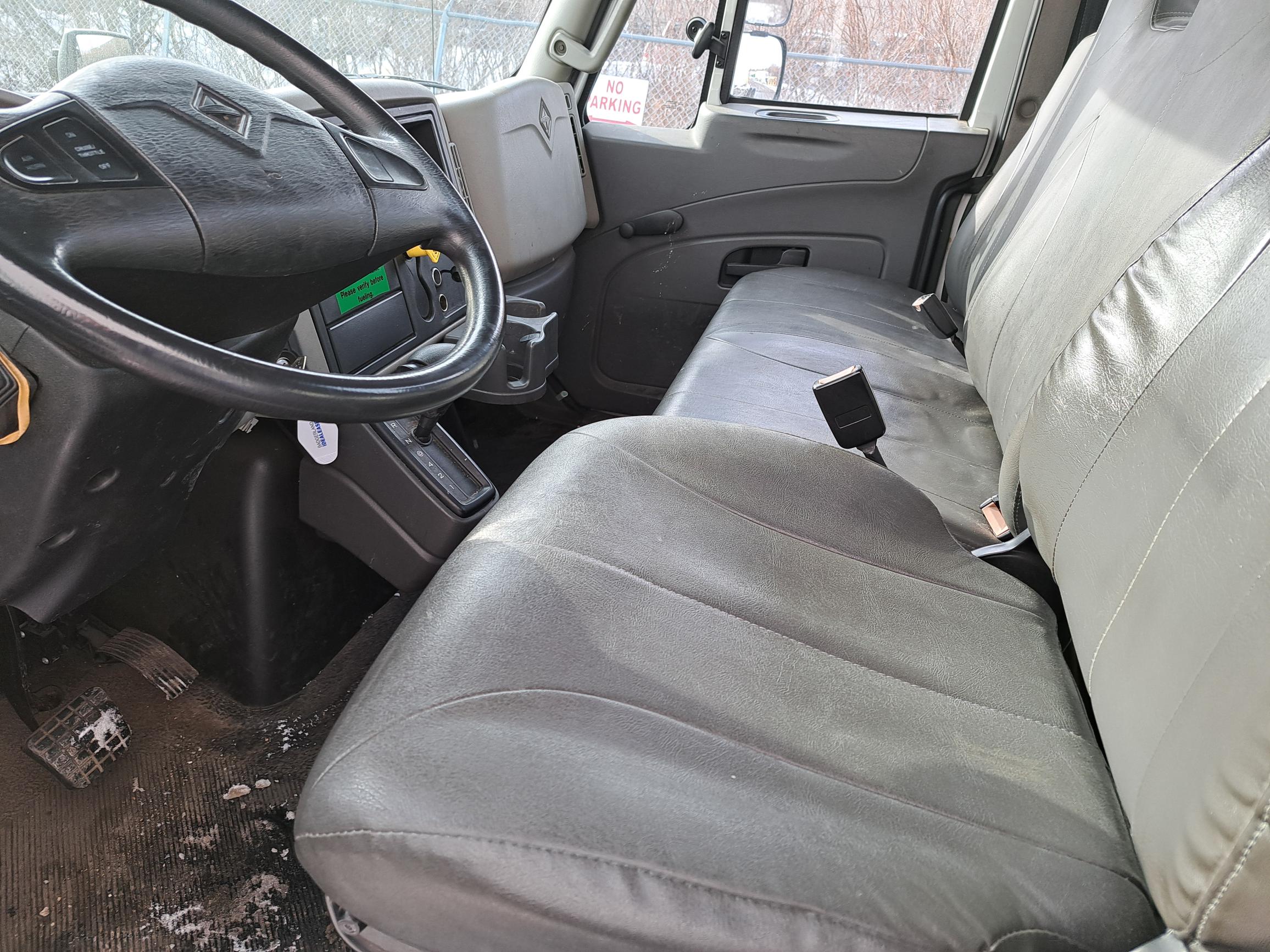 2019 INTERNATIONAL 4300 UT47052-09 2019 INTERNATIONAL 4300 UT47052-09