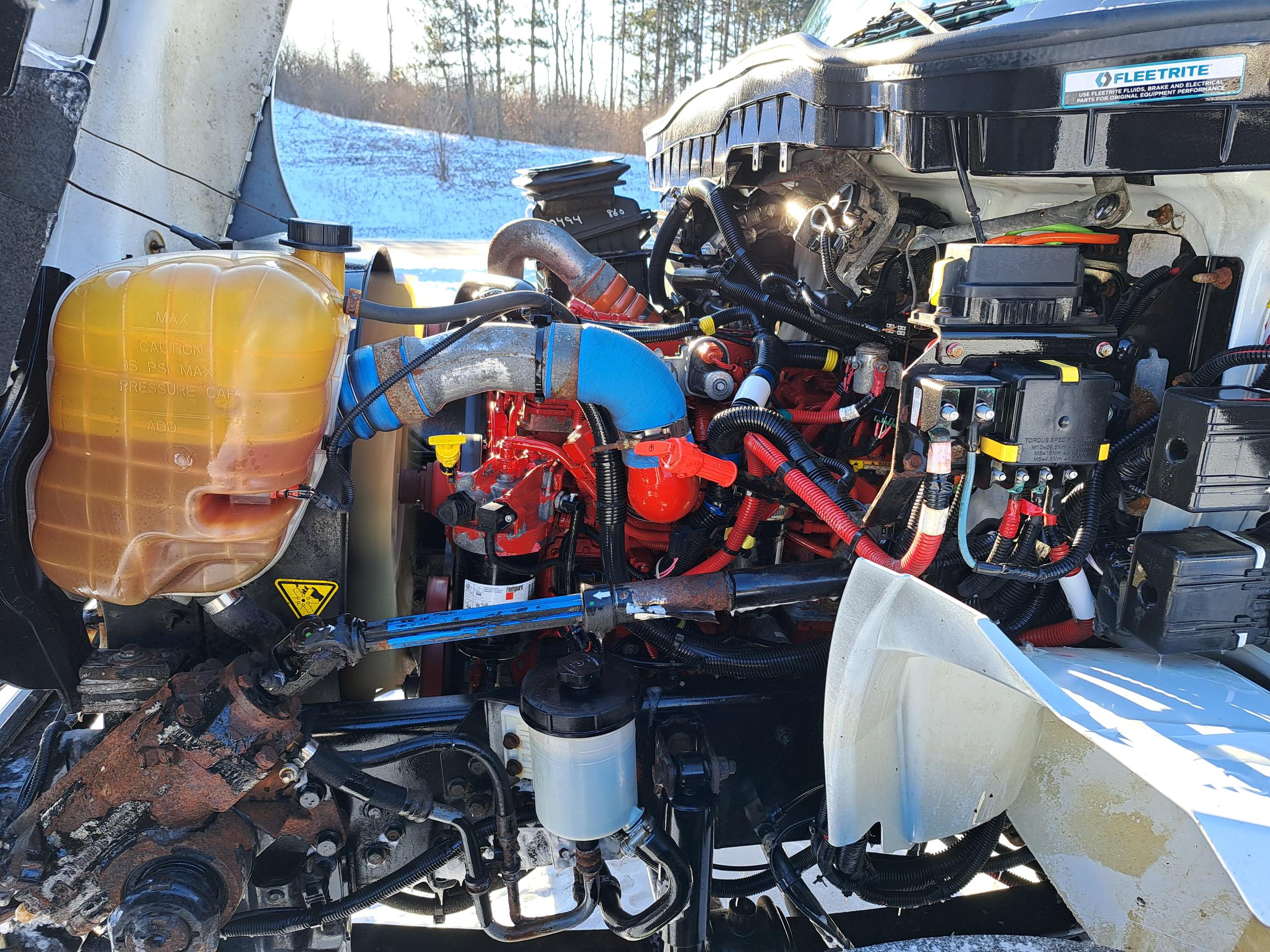 2019 INTERNATIONAL 4300 UT47053-15 2019 INTERNATIONAL 4300 UT47053-15