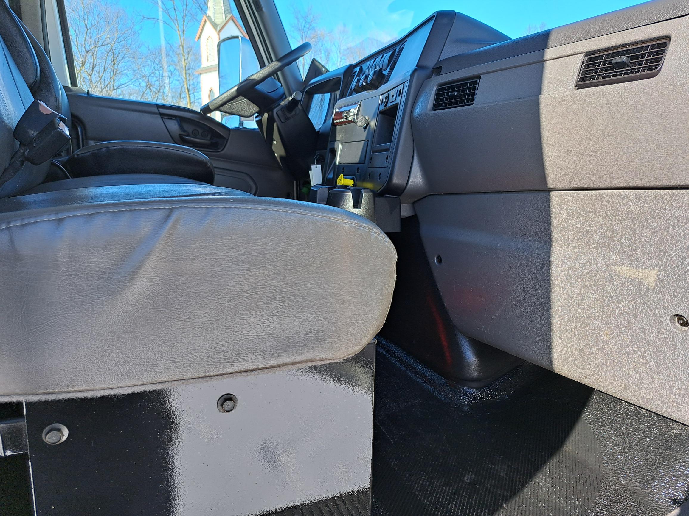 2021 INTERNATIONAL MV607 UT18142-12 2021 INTERNATIONAL MV607 UT18142-12