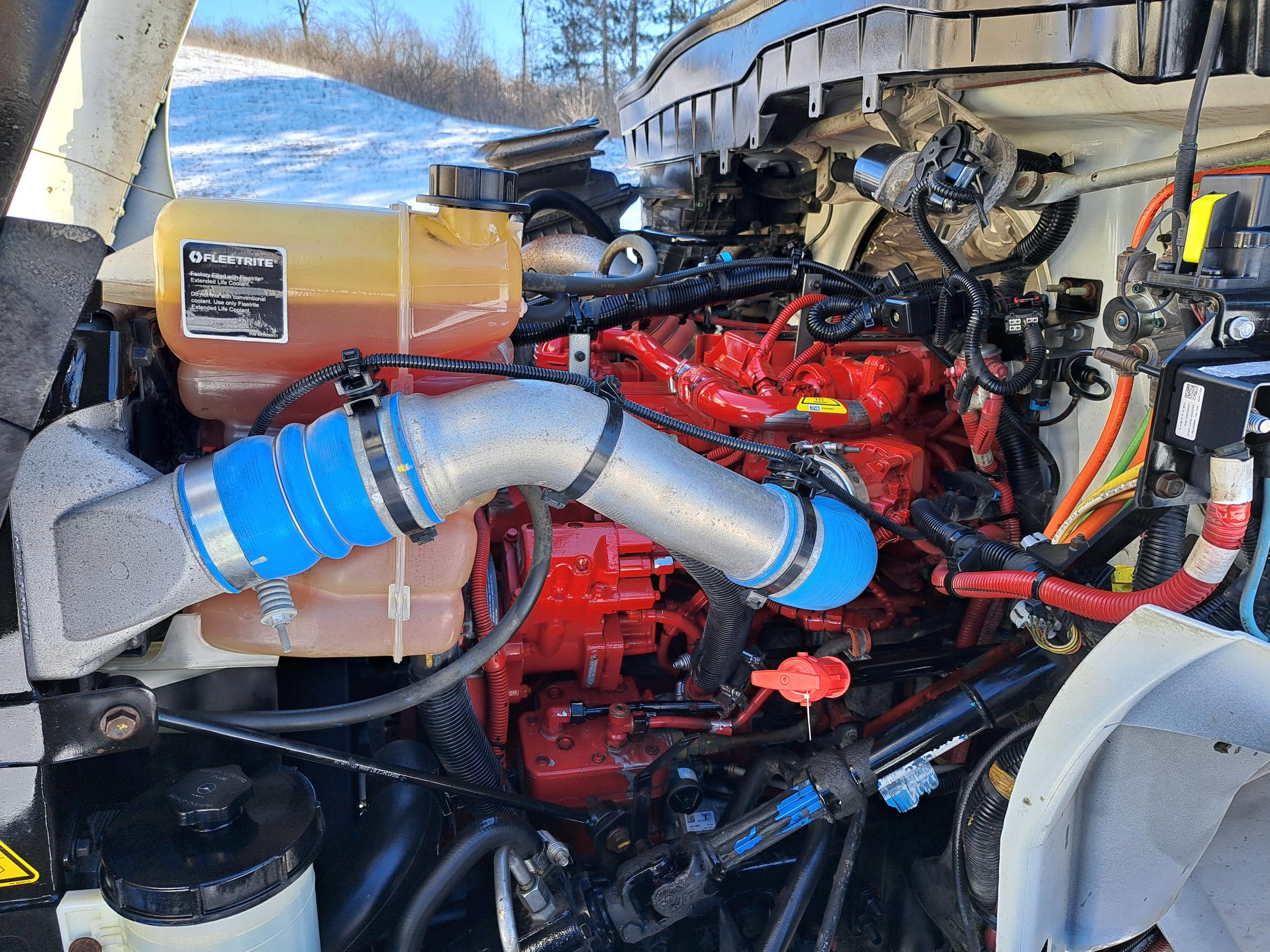 2021 INTERNATIONAL MV607 UT18142-15 2021 INTERNATIONAL MV607 UT18142-15