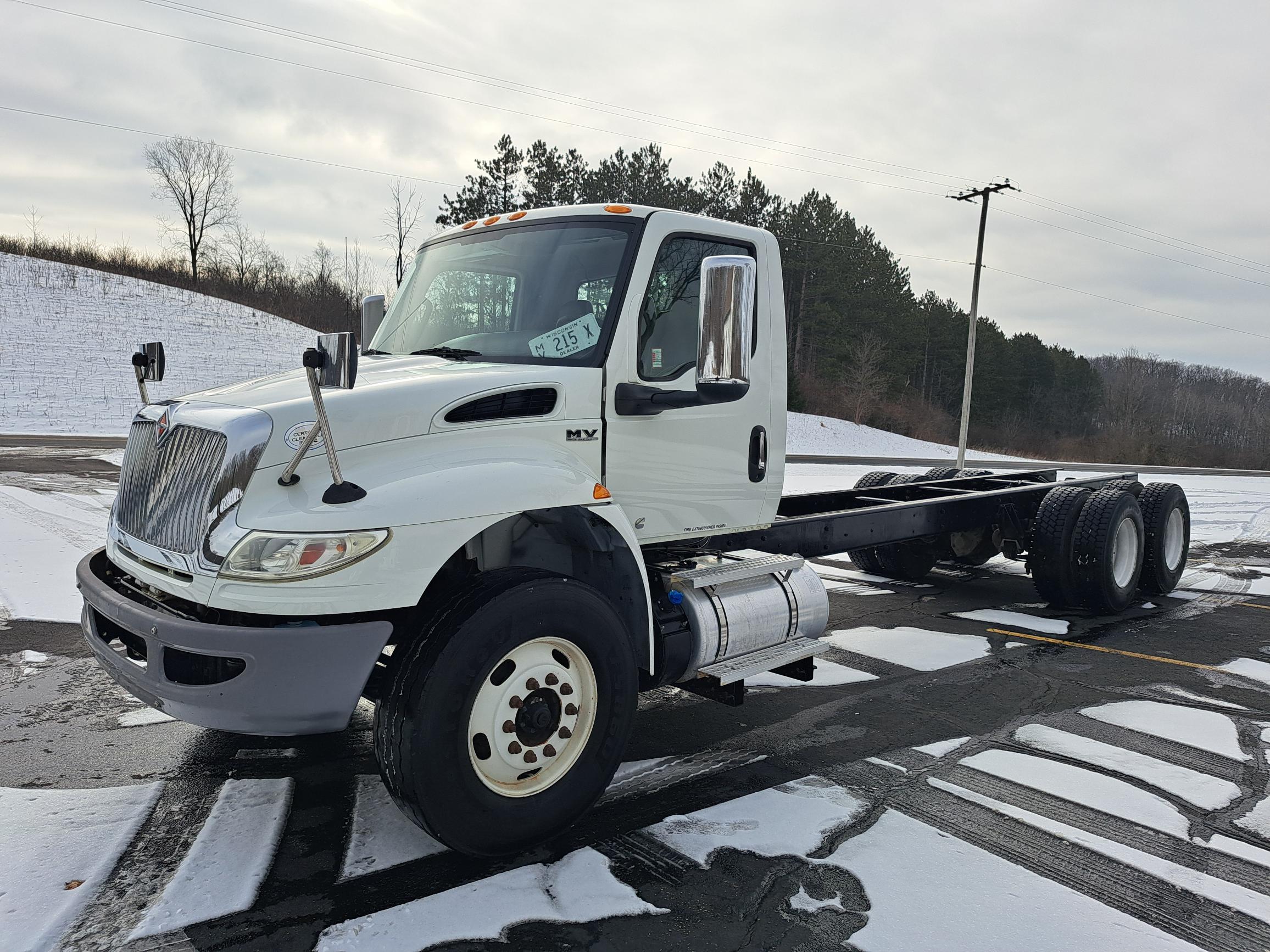 2021 INTERNATIONAL MV607 2021 INTERNATIONAL MV607 - image 3 of 6