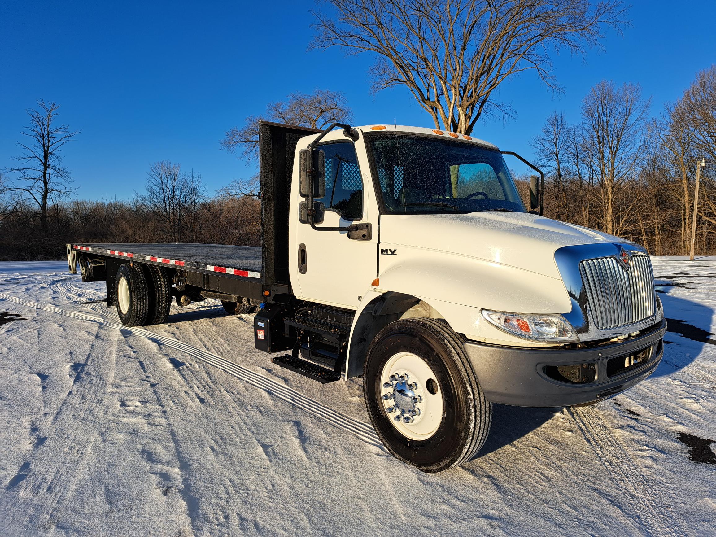 2020 INTERNATIONAL MV607 2020 INTERNATIONAL MV607 - image 1 of 6