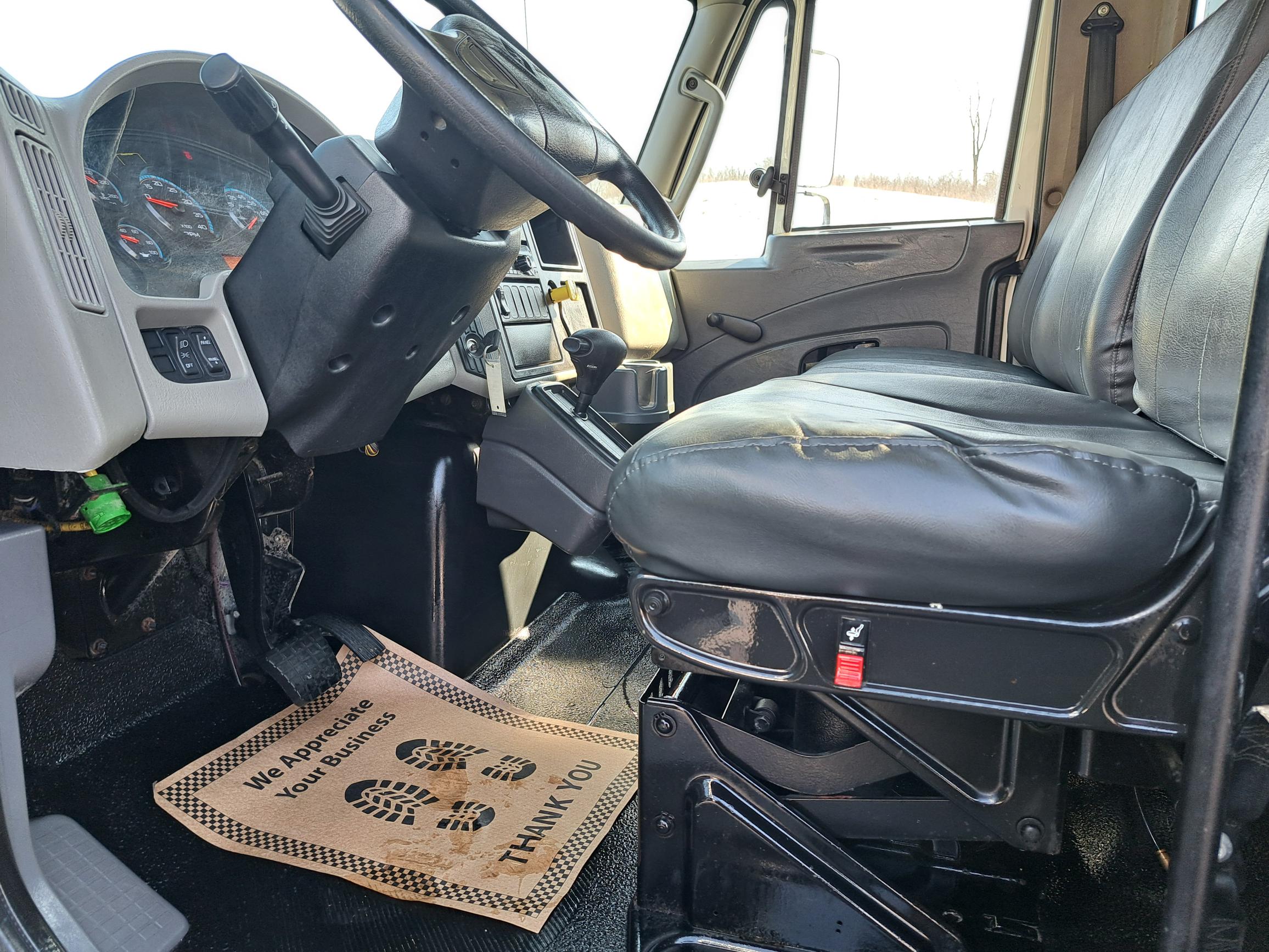 2019 INTERNATIONAL 4300 UT18158-09 2019 INTERNATIONAL 4300 UT18158-09