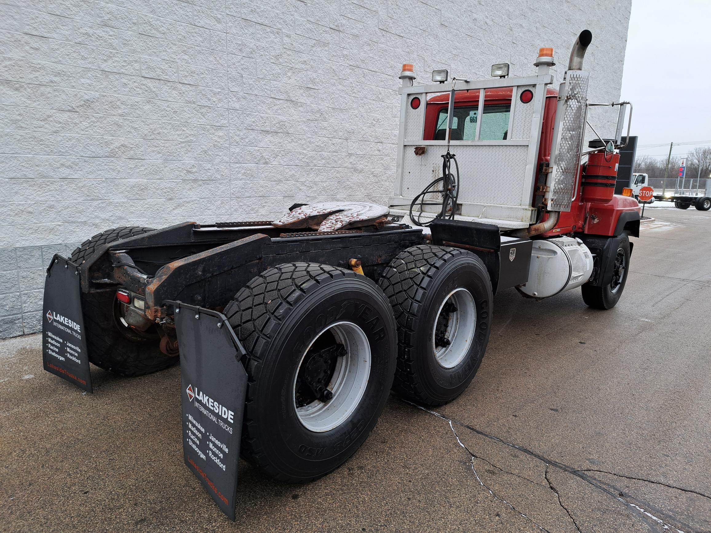 1997 Mack RD600S 1997 Mack RD600S - image 2 of 6