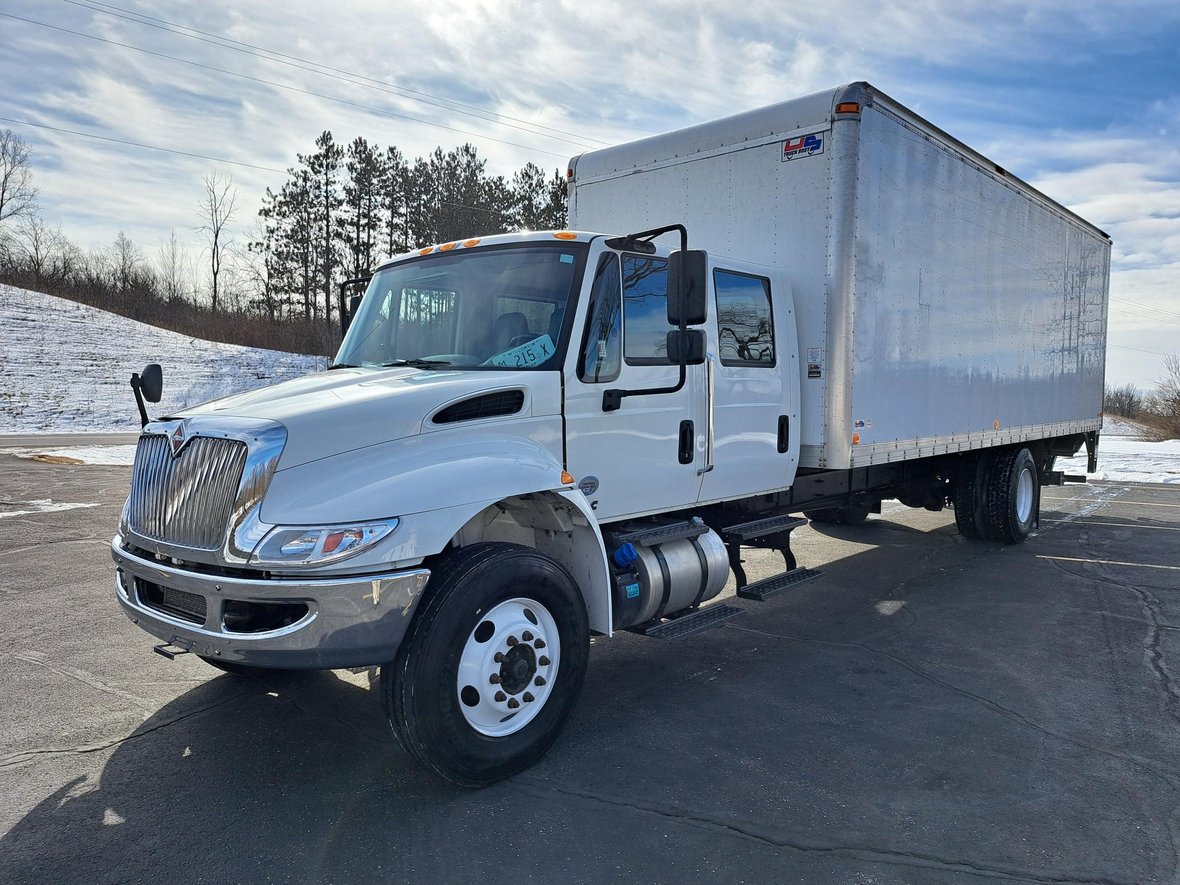 2019 INTERNATIONAL 4300 2019 INTERNATIONAL 4300 - image 3 of 6
