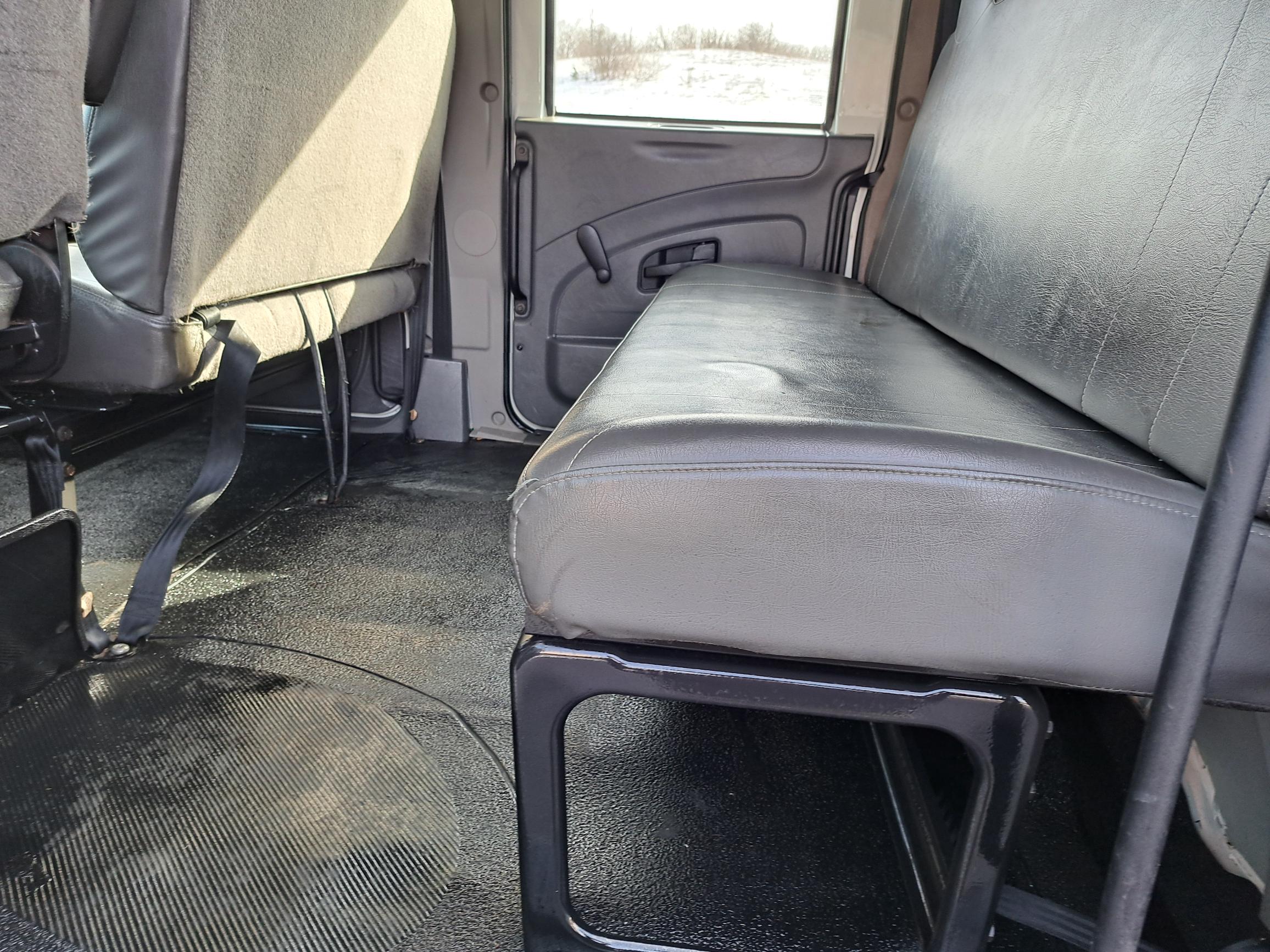 2019 INTERNATIONAL 4300 UT47051-15 2019 INTERNATIONAL 4300 UT47051-15