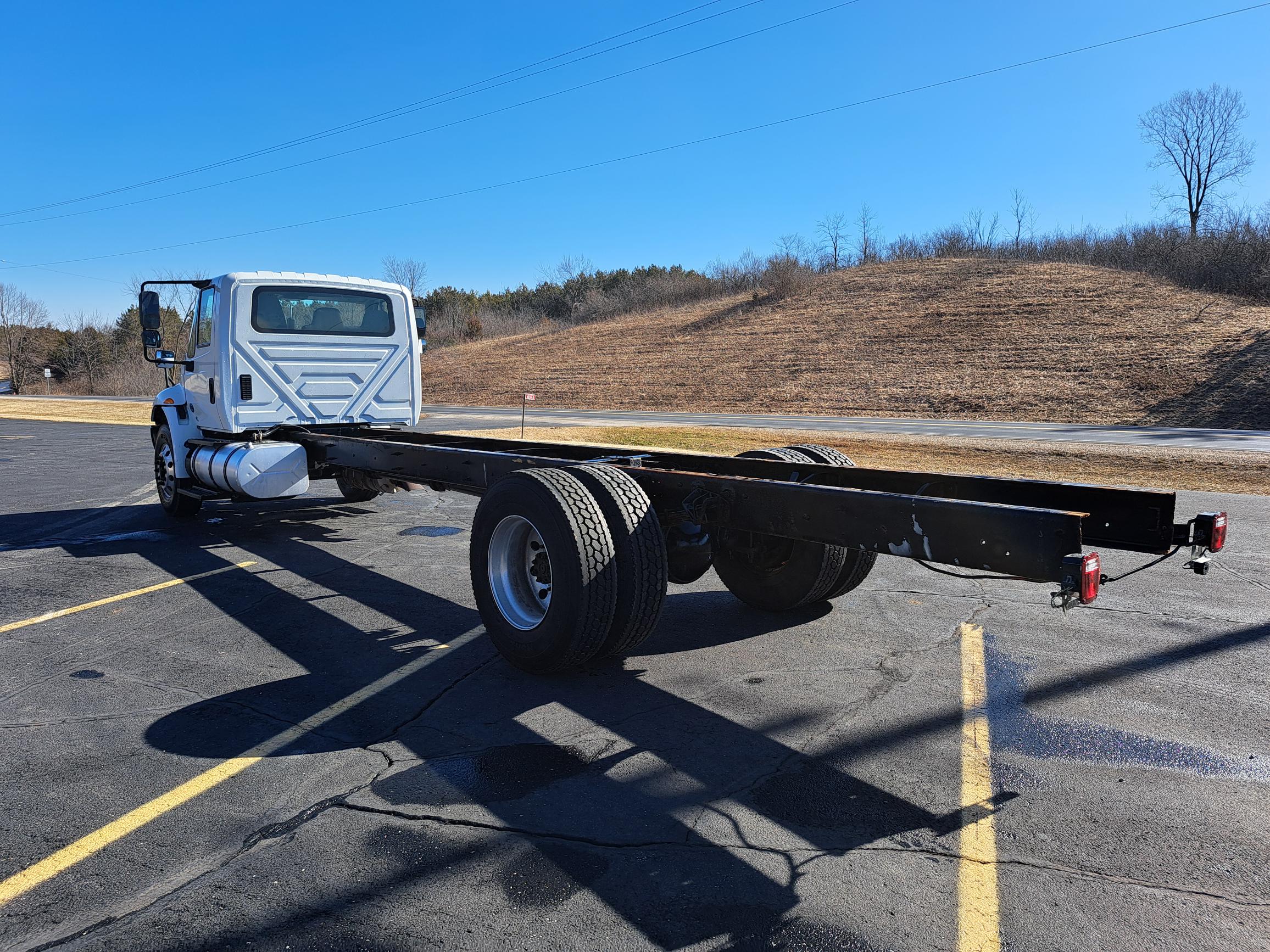 2019 INTERNATIONAL 4300 UT47064-04 2019 INTERNATIONAL 4300 UT47064-04