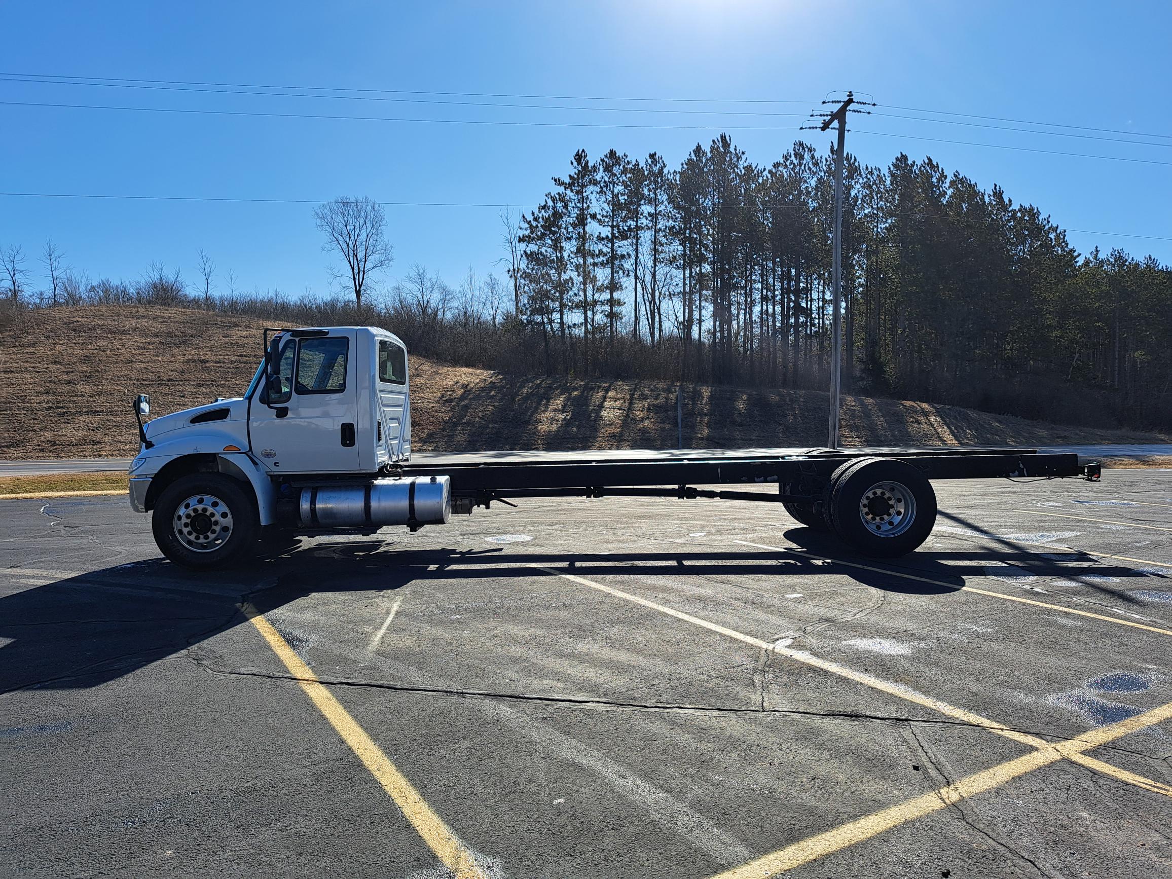 2019 INTERNATIONAL 4300 UT47064-08 2019 INTERNATIONAL 4300 UT47064-08
