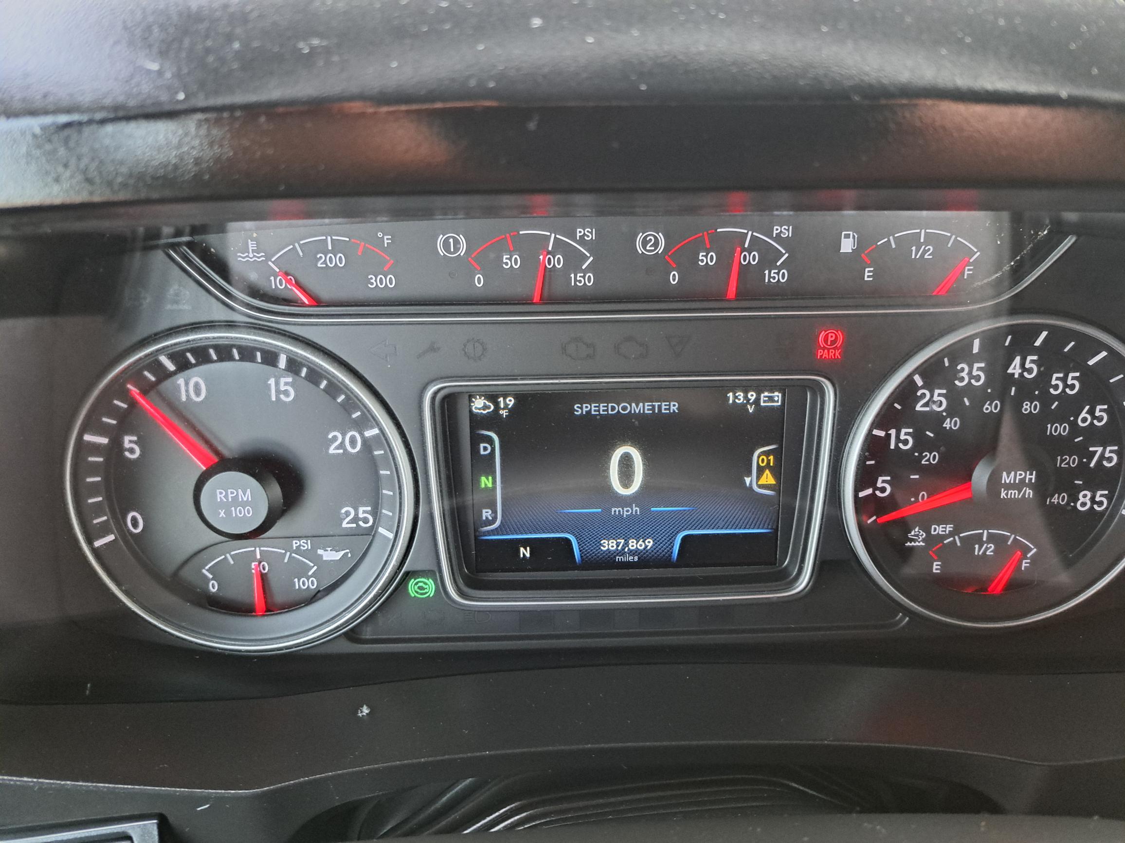 2021 INTERNATIONAL LT625 UT47067-11 2021 INTERNATIONAL LT625 UT47067-11