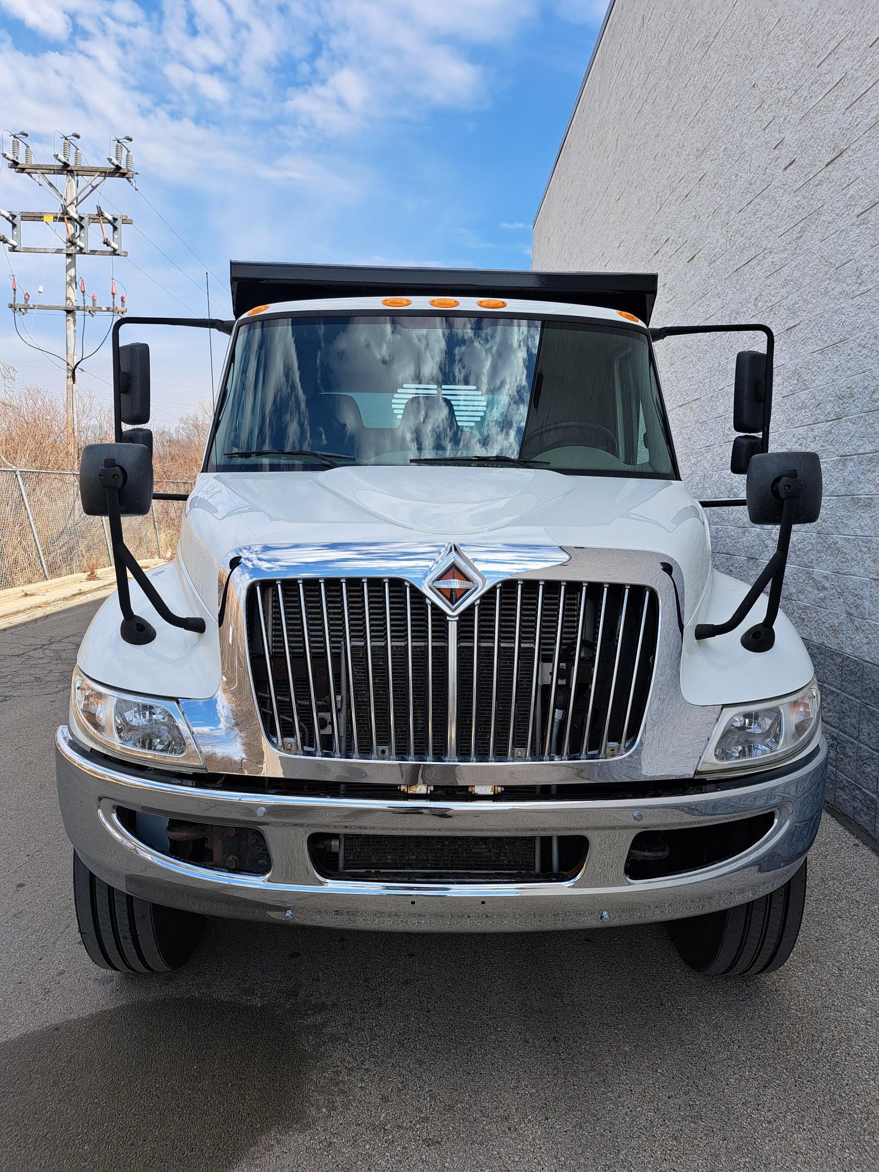 2019 INTERNATIONAL 4300 2019 INTERNATIONAL 4300 - image 5 of 6