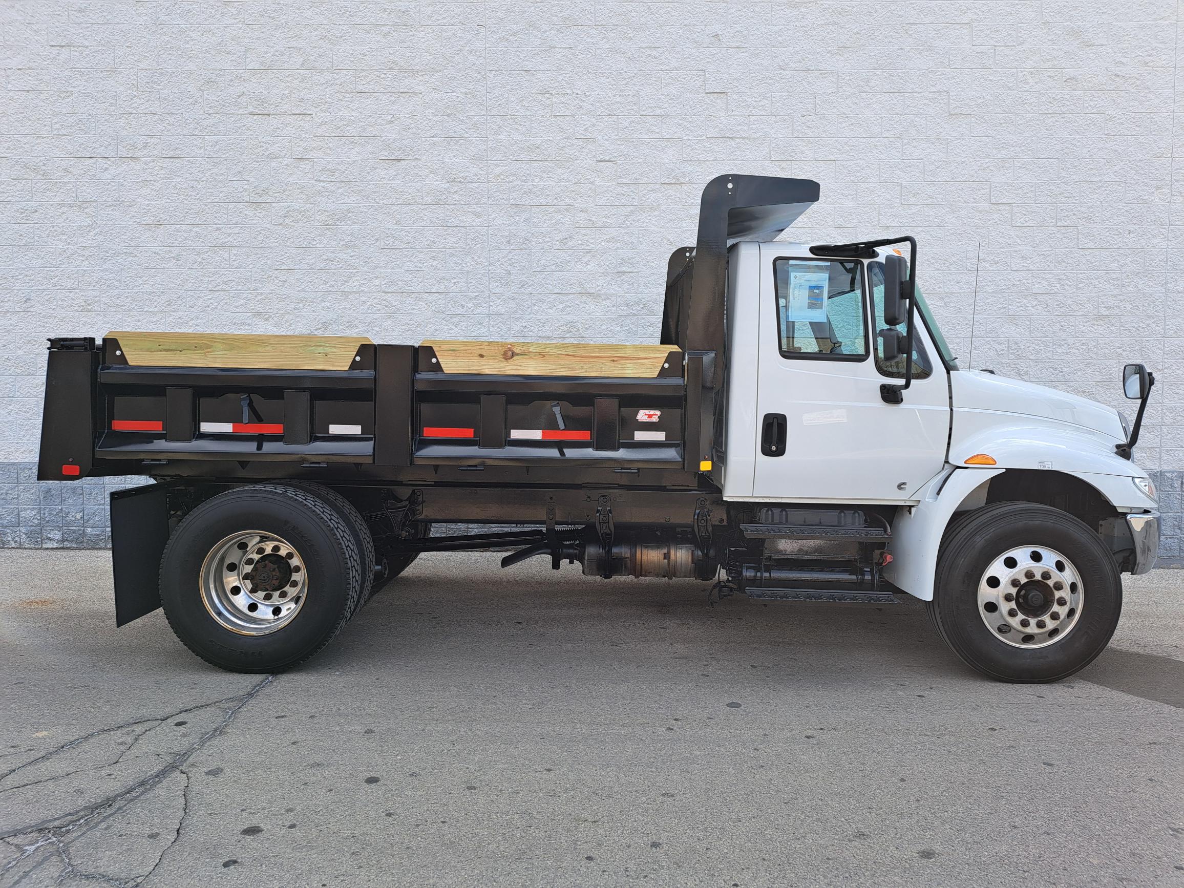 2019 INTERNATIONAL 4300 UT47064-08 2019 INTERNATIONAL 4300 UT47064-08