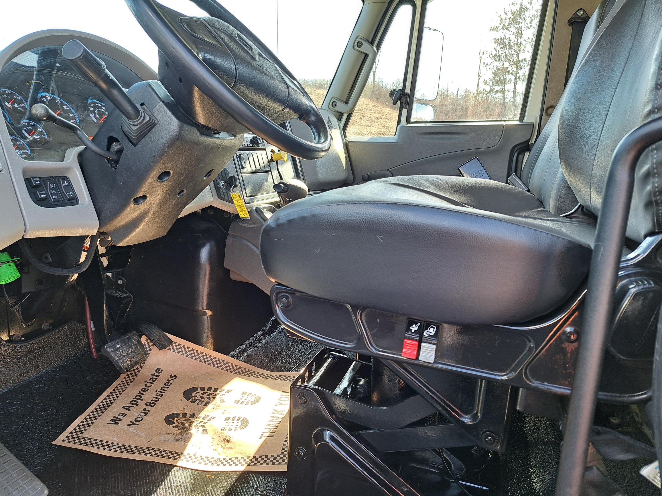 2019 INTERNATIONAL 4300 UT47064-16 2019 INTERNATIONAL 4300 UT47064-16