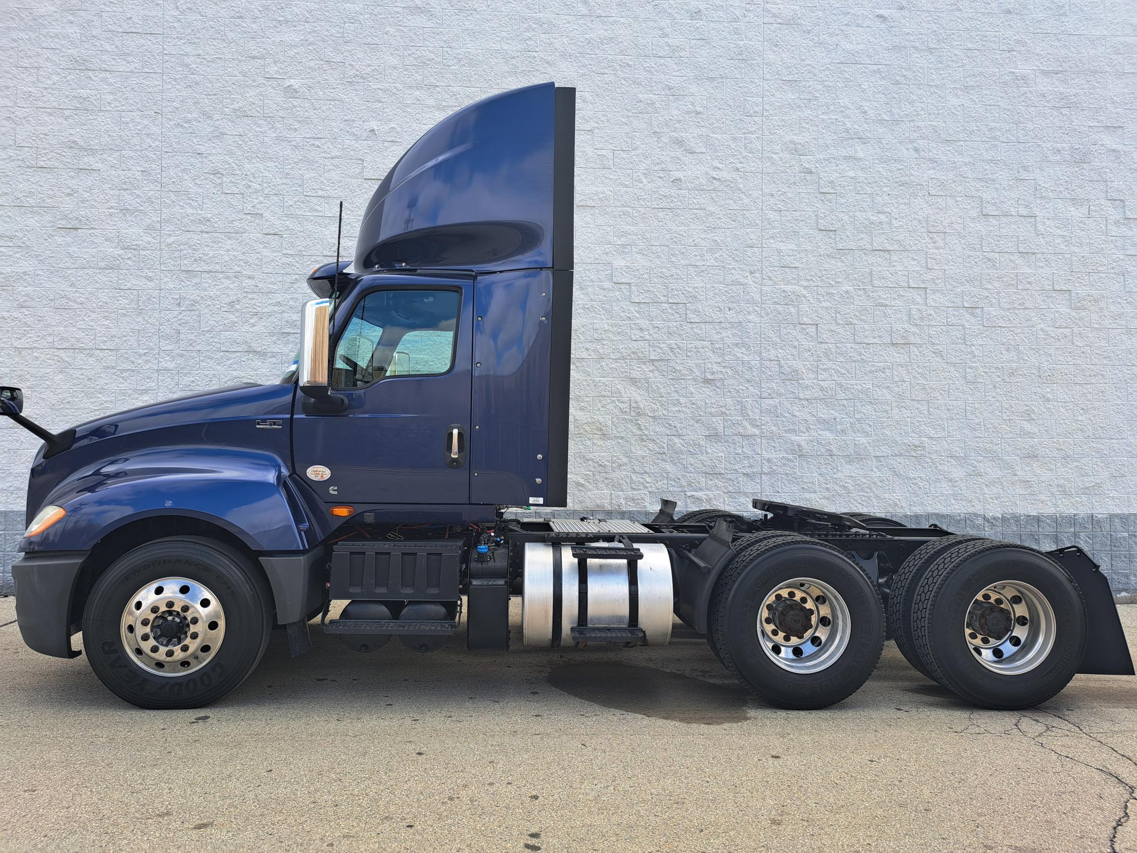 2019 INTERNATIONAL LT625 UT47073-08 2019 INTERNATIONAL LT625 UT47073-08