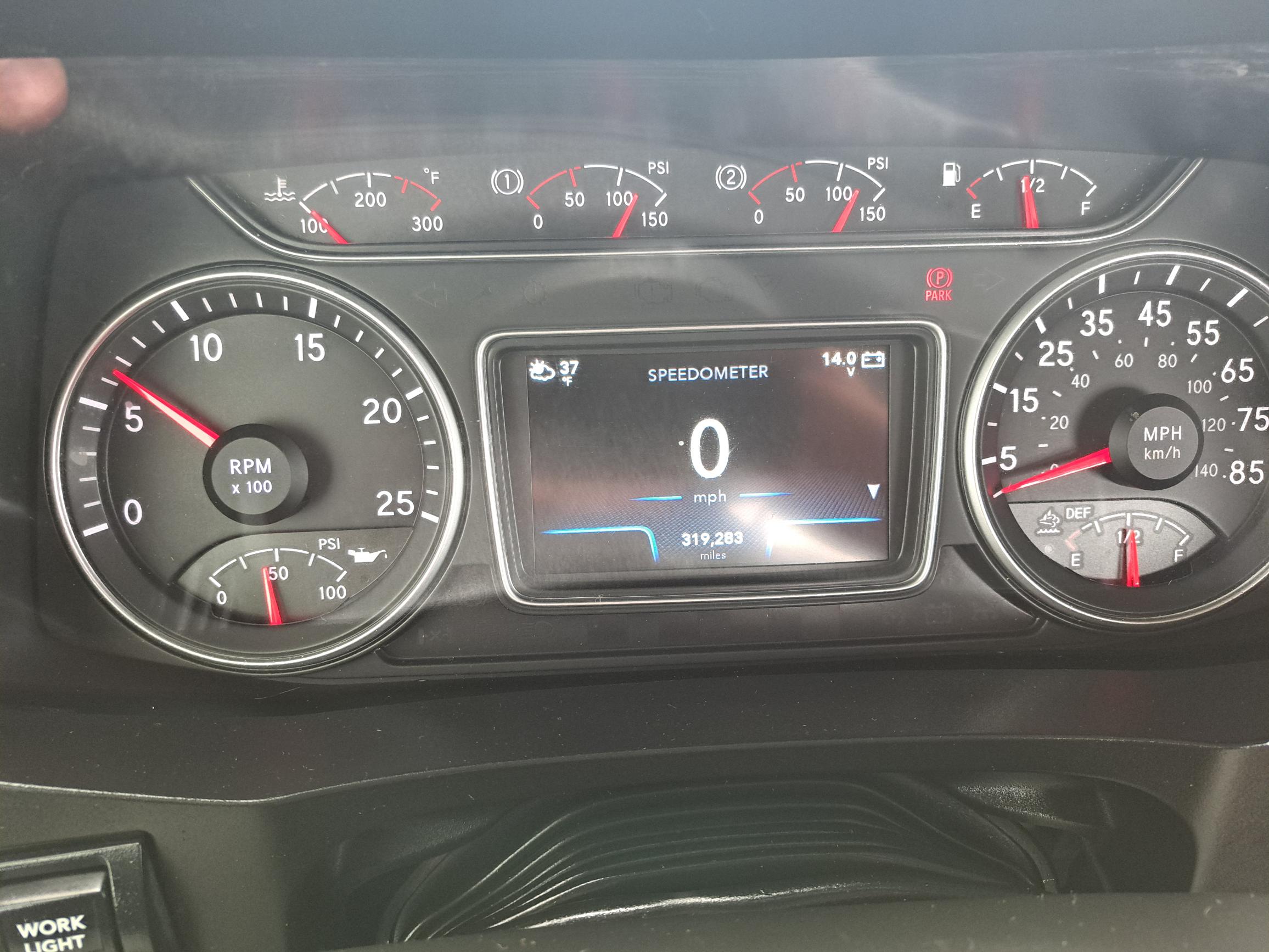 2019 INTERNATIONAL LT625 UT47073-11 2019 INTERNATIONAL LT625 UT47073-11