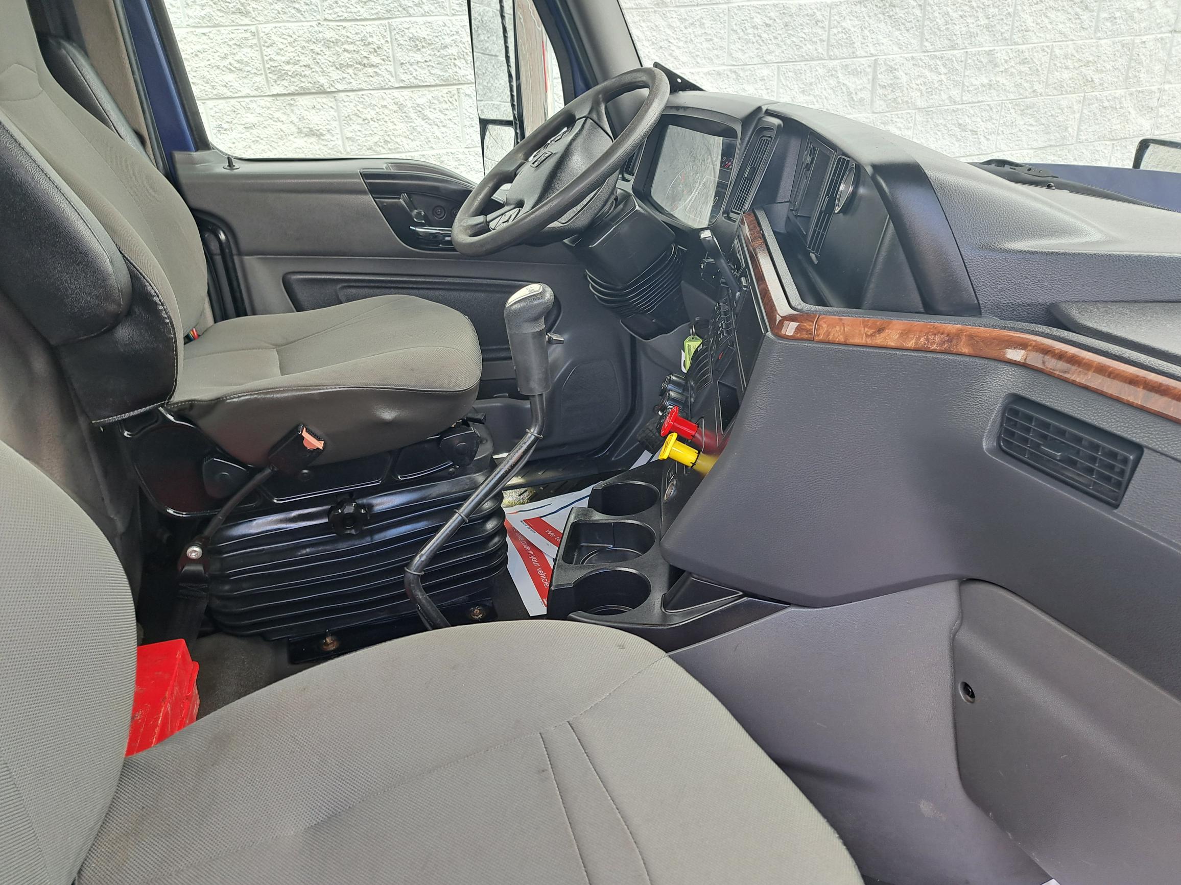 2019 INTERNATIONAL LT625 UT47073-12 2019 INTERNATIONAL LT625 UT47073-12