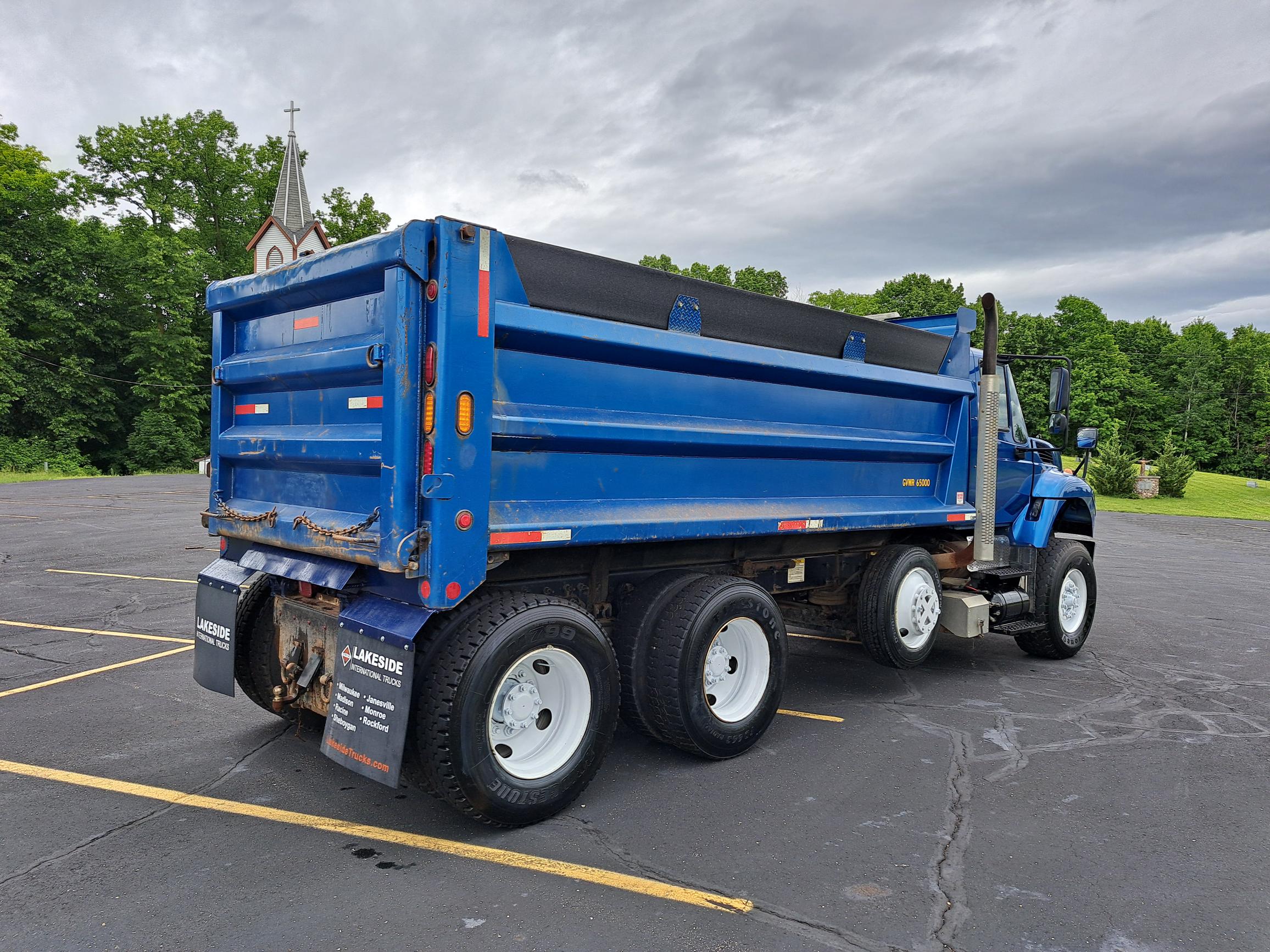 2015 INTERNATIONAL 7400 UT27401-02 2015 INTERNATIONAL 7400 UT27401-02