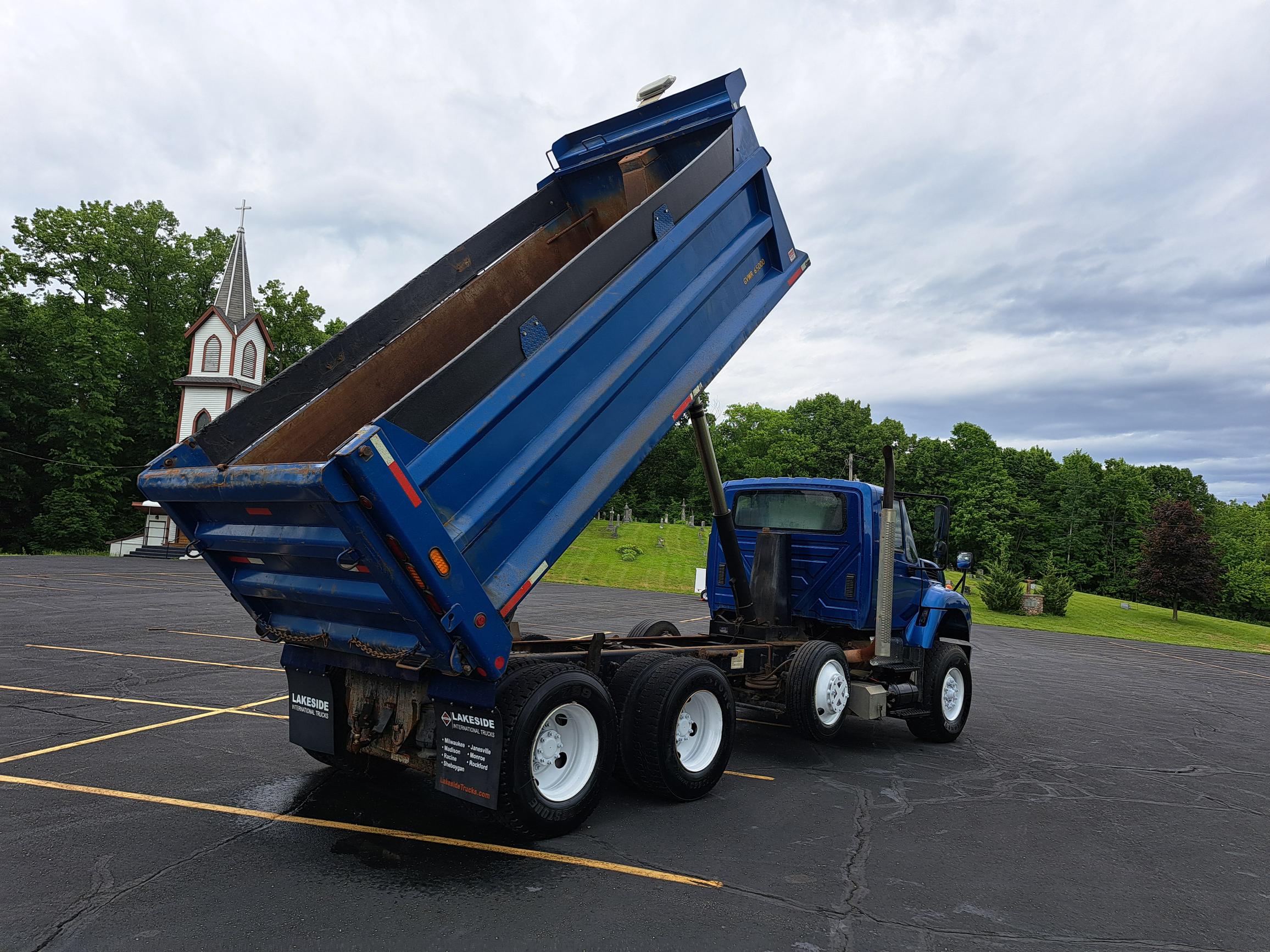 2015 INTERNATIONAL 7400 UT27401-12 2015 INTERNATIONAL 7400 UT27401-12