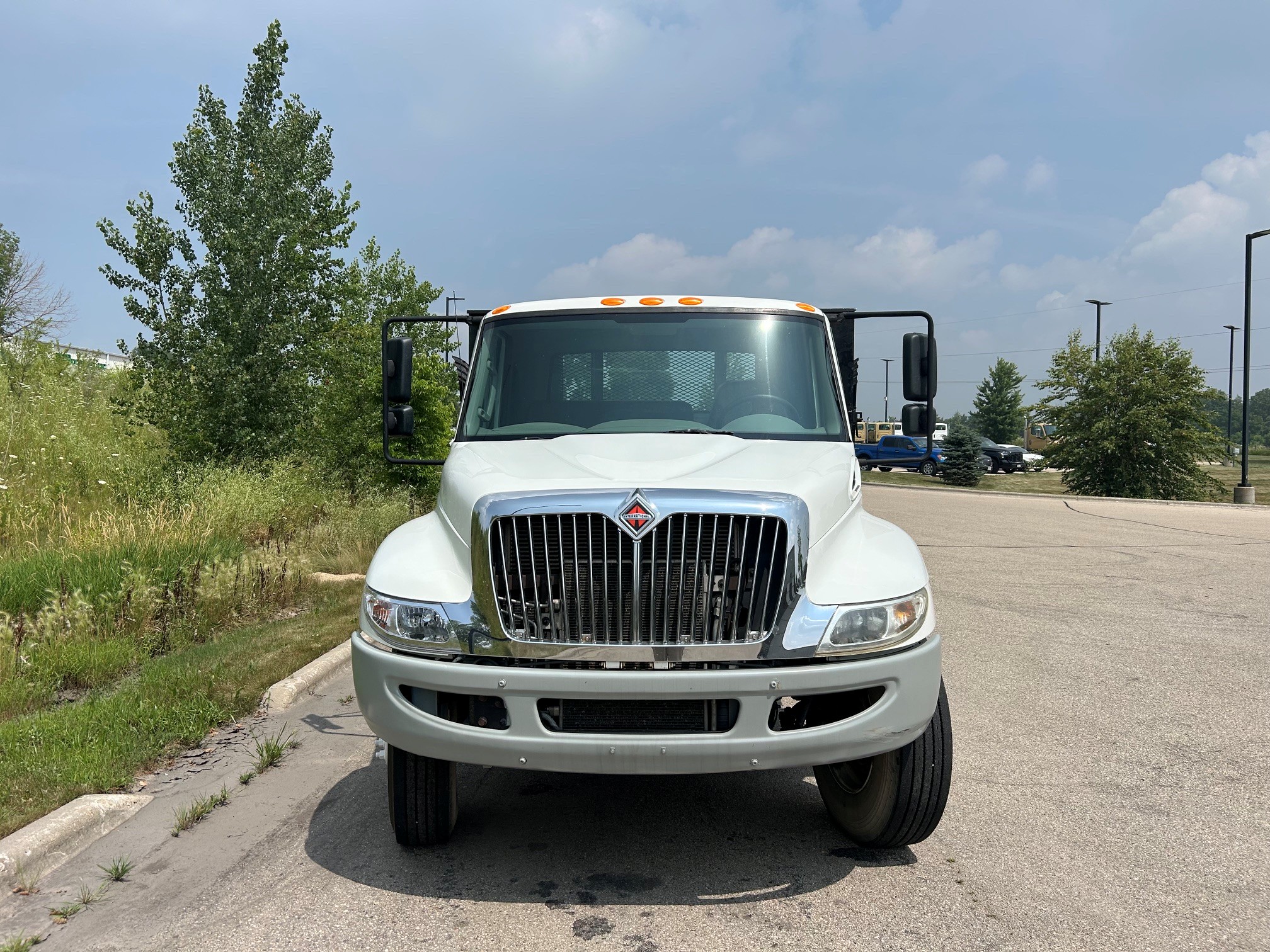 2019 INTERNATIONAL 4300 2019 INTERNATIONAL 4300 - image 3 of 6