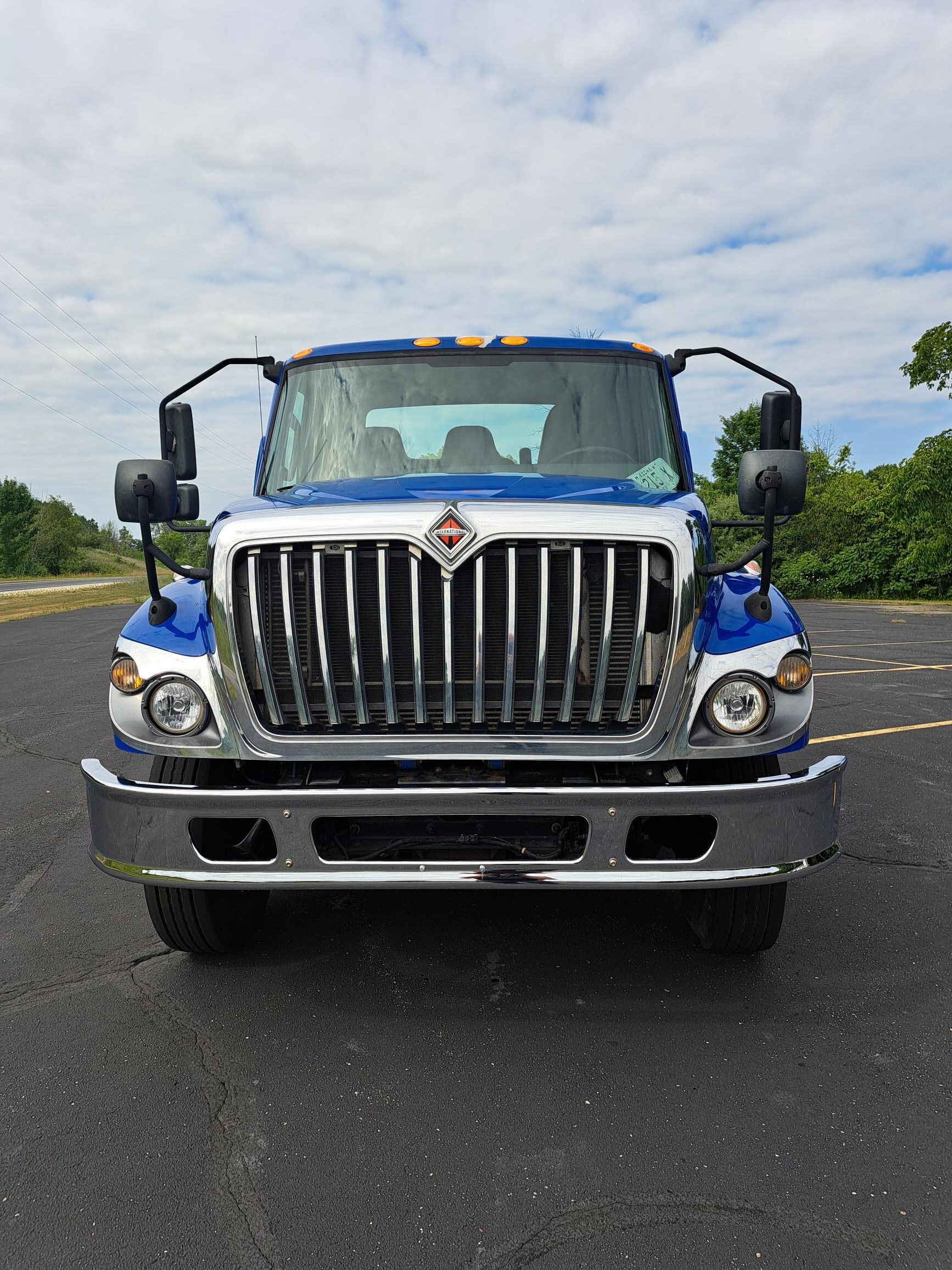 2019 INTERNATIONAL HV607 2019 INTERNATIONAL HV607 - image 5 of 6
