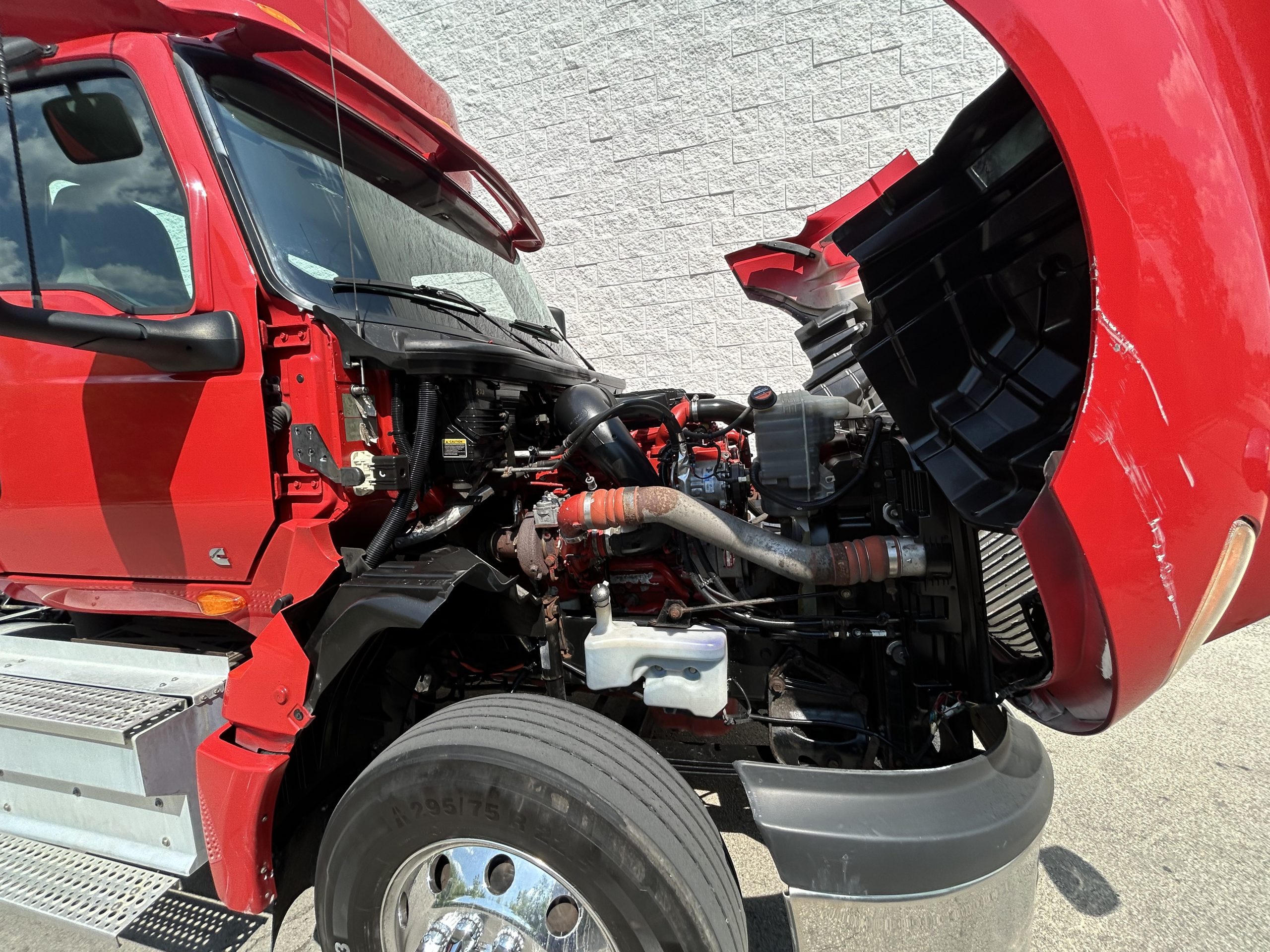 2019 INTERNATIONAL LT625 UT18219-14 2019 INTERNATIONAL LT625 UT18219-14