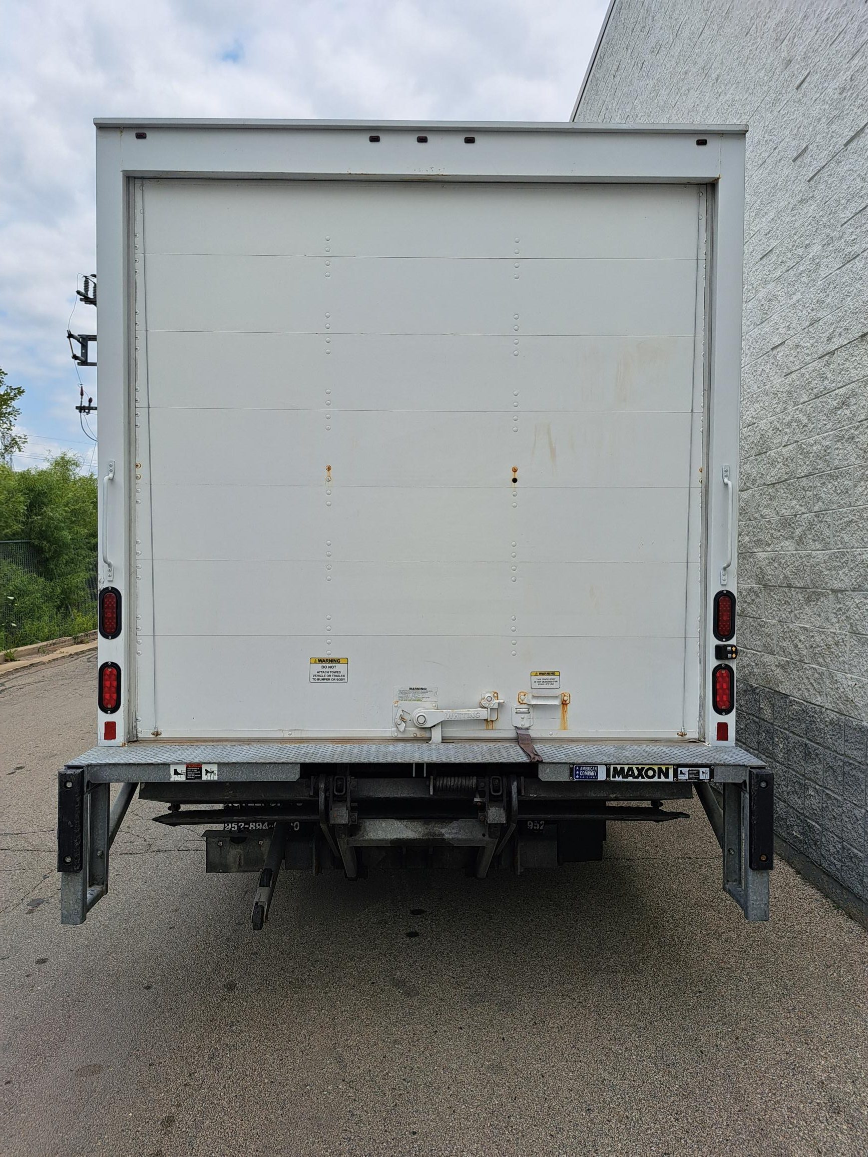 2022 Isuzu NPR 2022 Isuzu NPR - image 6 of 6