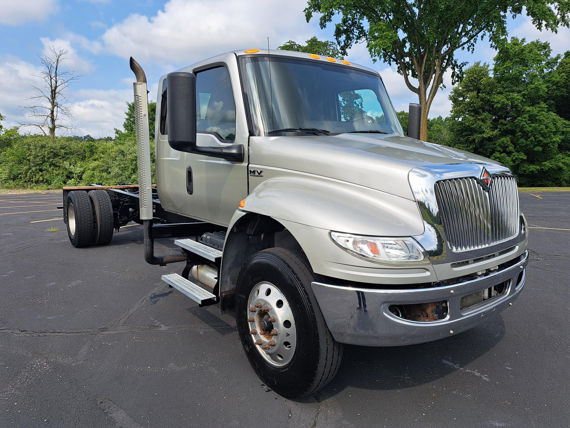 2021 INTERNATIONAL MV607 2021 INTERNATIONAL MV607 - image 1 of 6