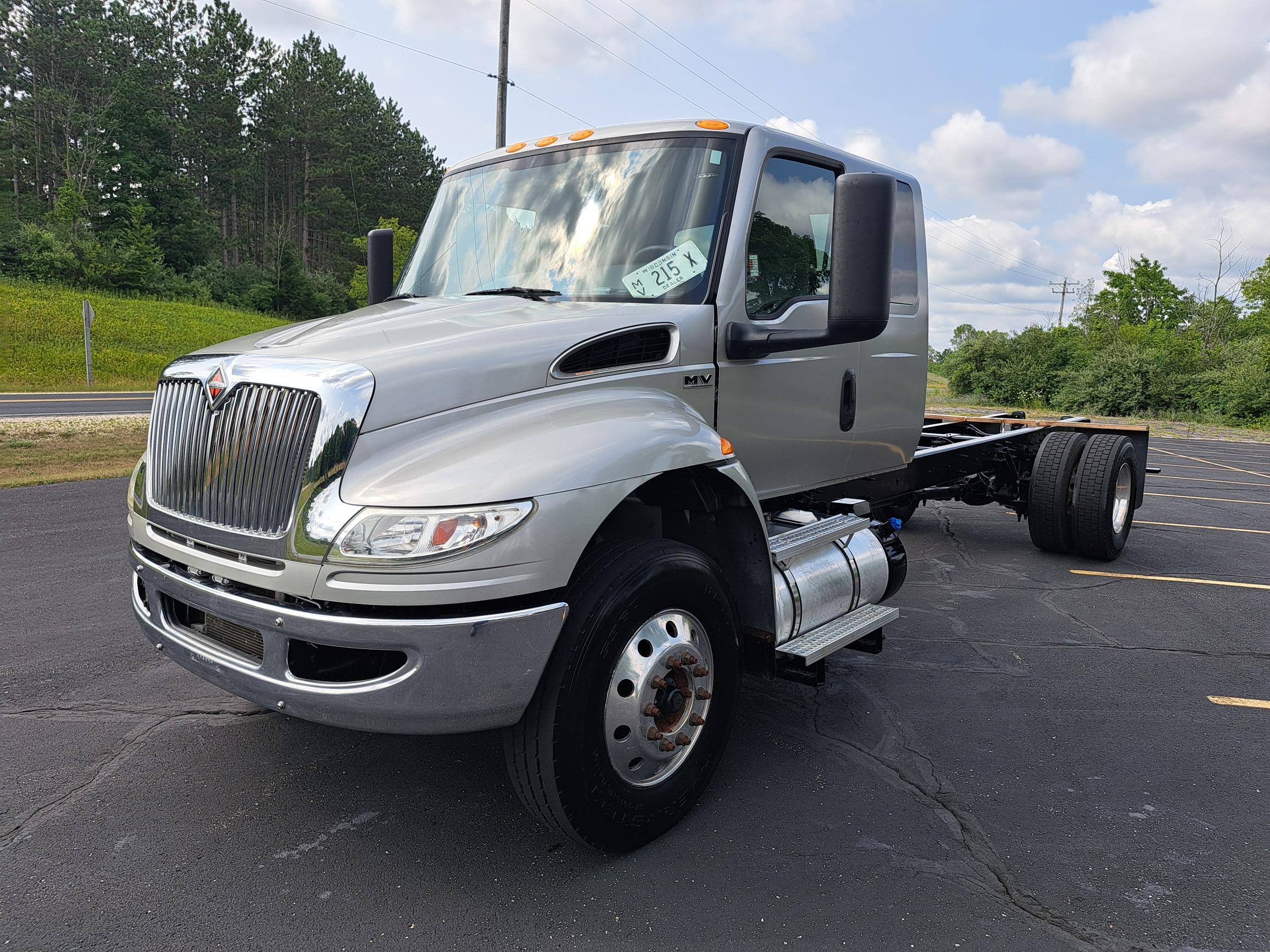 2021 INTERNATIONAL MV607 2021 INTERNATIONAL MV607 - image 3 of 6