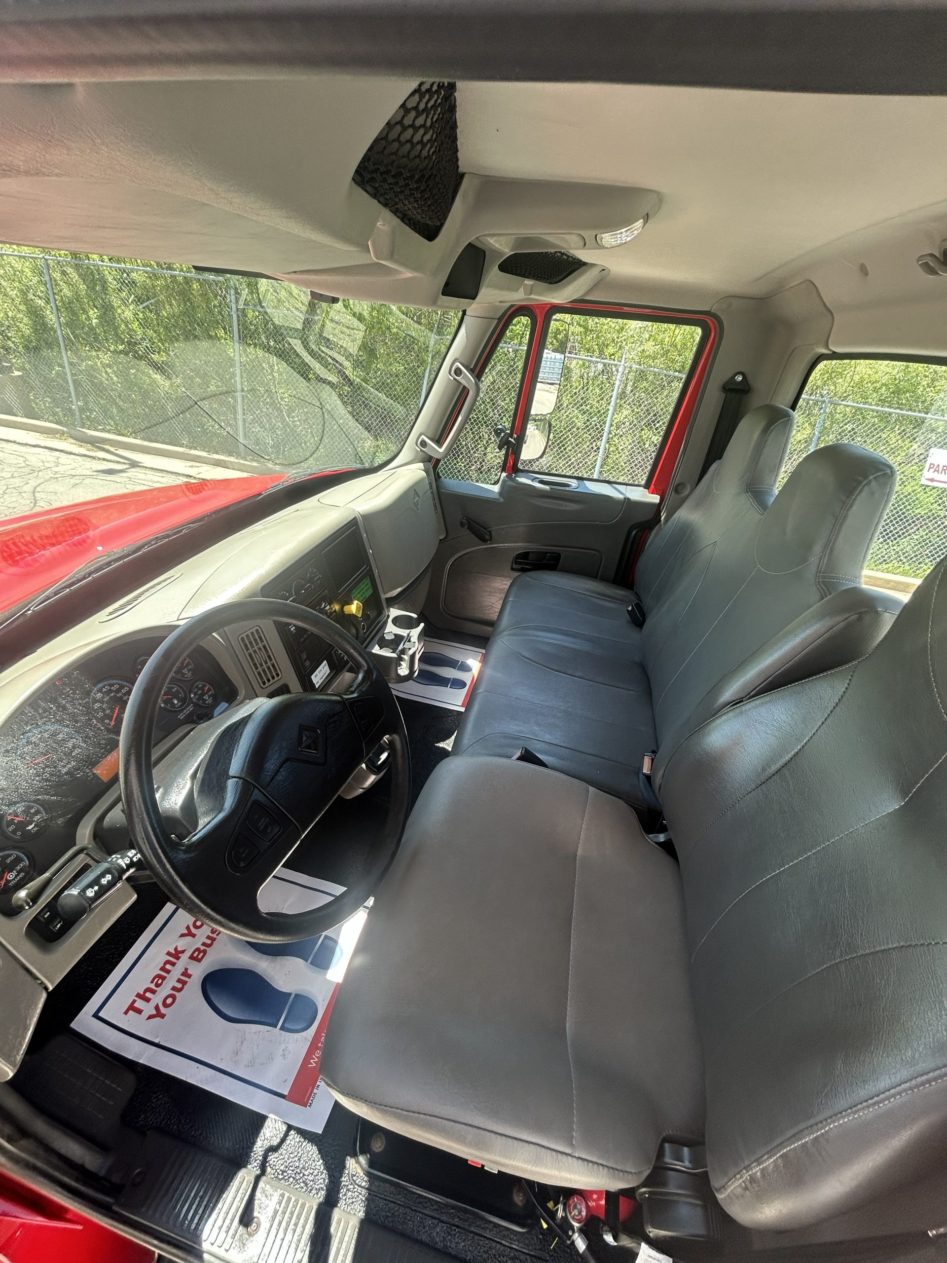 2019 INTERNATIONAL 4300 2019 INTERNATIONAL 4300 - image 3 of 6
